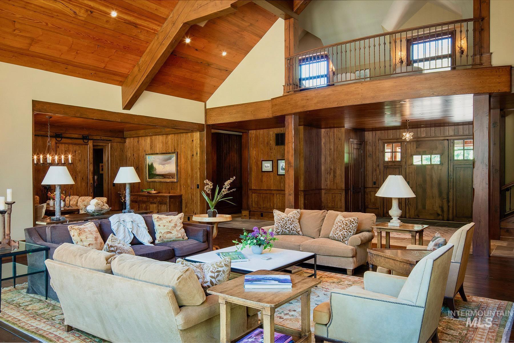 40 Fox Hollow Gulch Rd, Bellevue, Idaho 83313, 8 Bedrooms, 9.5 Bathrooms, Farm & Ranch For Sale, Price $7,500,000, 98991146