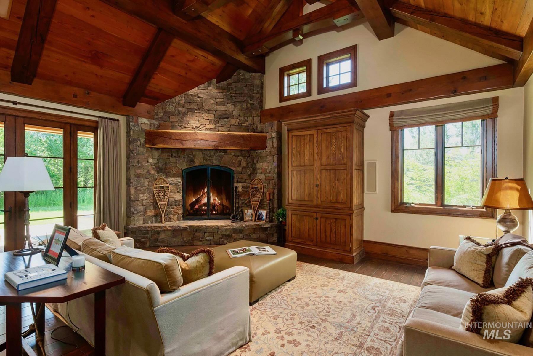40 Fox Hollow Gulch Rd, Bellevue, Idaho 83313, 8 Bedrooms, 9.5 Bathrooms, Farm & Ranch For Sale, Price $7,500,000, 98991146