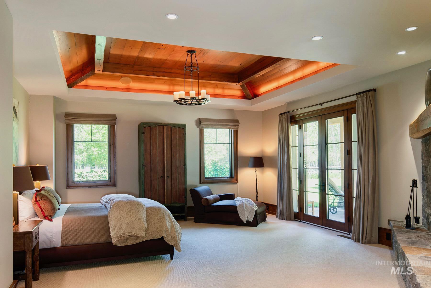40 Fox Hollow Gulch Rd, Bellevue, Idaho 83313, 8 Bedrooms, 9.5 Bathrooms, Farm & Ranch For Sale, Price $7,500,000, 98991146