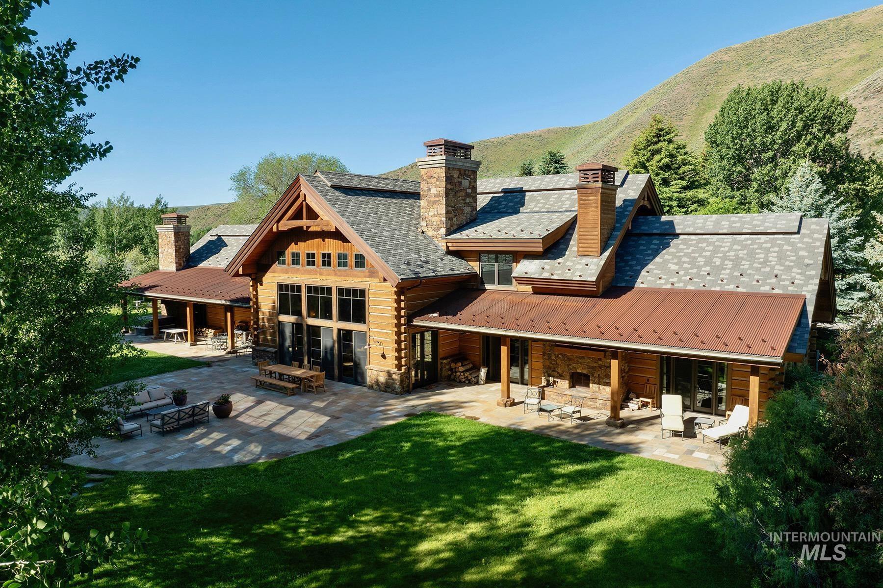 40 Fox Hollow Gulch Rd, Bellevue, Idaho 83313, 8 Bedrooms, 9.5 Bathrooms, Farm & Ranch For Sale, Price $7,500,000, 98991146