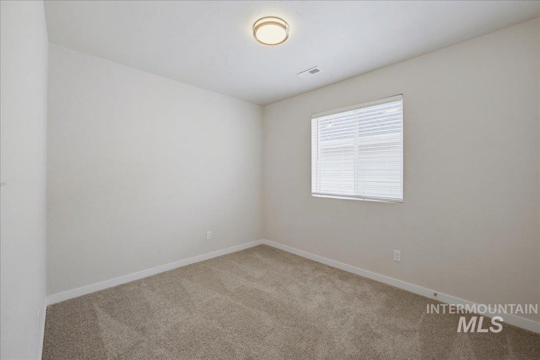 10030 W Smoke Ranch Dr., Boise, Idaho 83709, 3 Bedrooms, 3 Bathrooms, Residential For Sale, Price $449,000,MLS 98991151