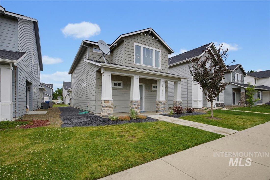10030 W Smoke Ranch Dr., Boise, Idaho 83709, 3 Bedrooms, 3 Bathrooms, Residential For Sale, Price $449,000,MLS 98991151
