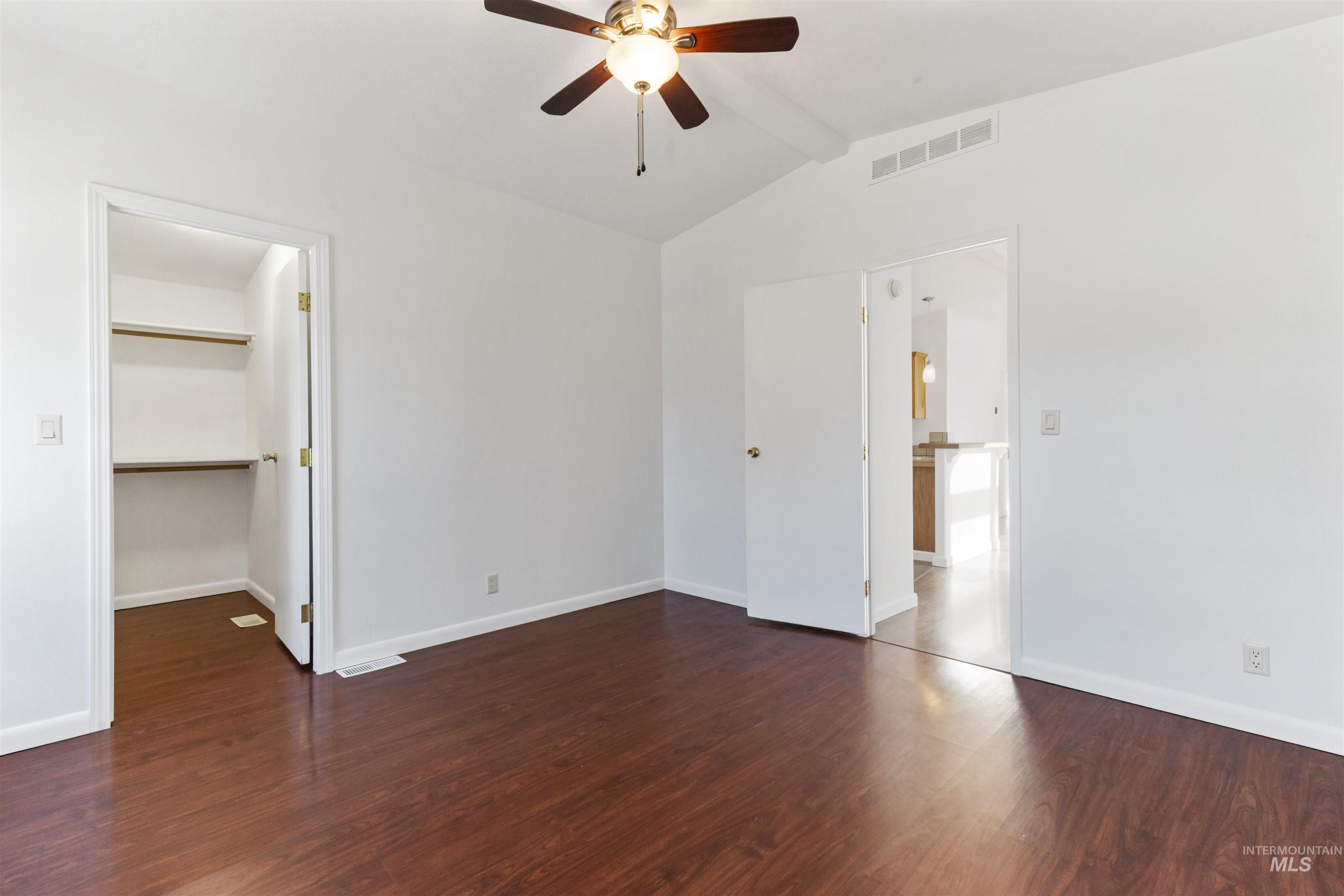 2107 S Phillippi Street, Boise, Idaho 83705, 3 Bedrooms, 2 Bathrooms, Residential For Sale, Price $350,000,MLS 98991153