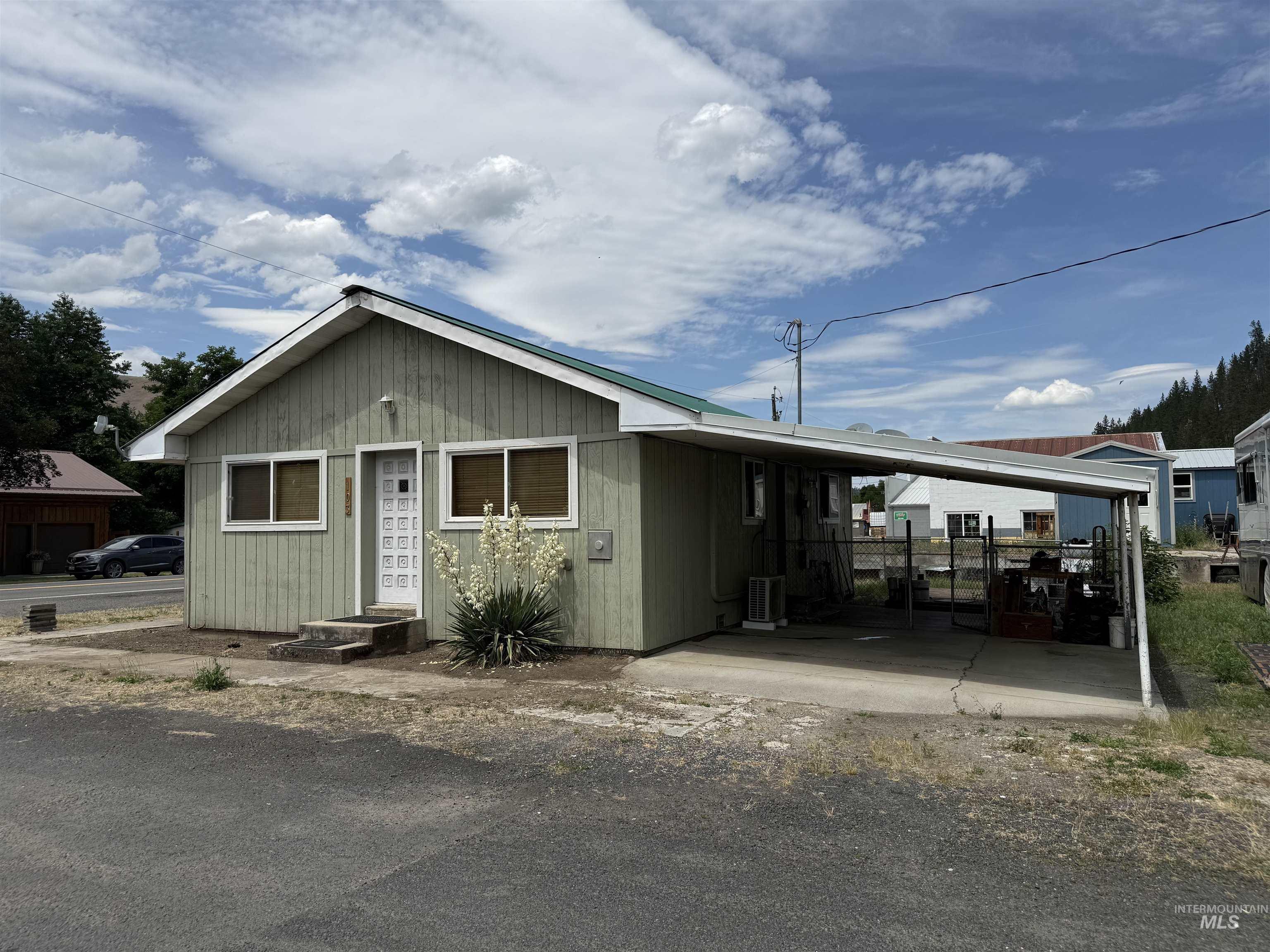 103 S Street, Stites, Idaho 83552, 1 Bedroom, 1 Bathroom, Residential For Sale, Price $198,000,MLS 98991154