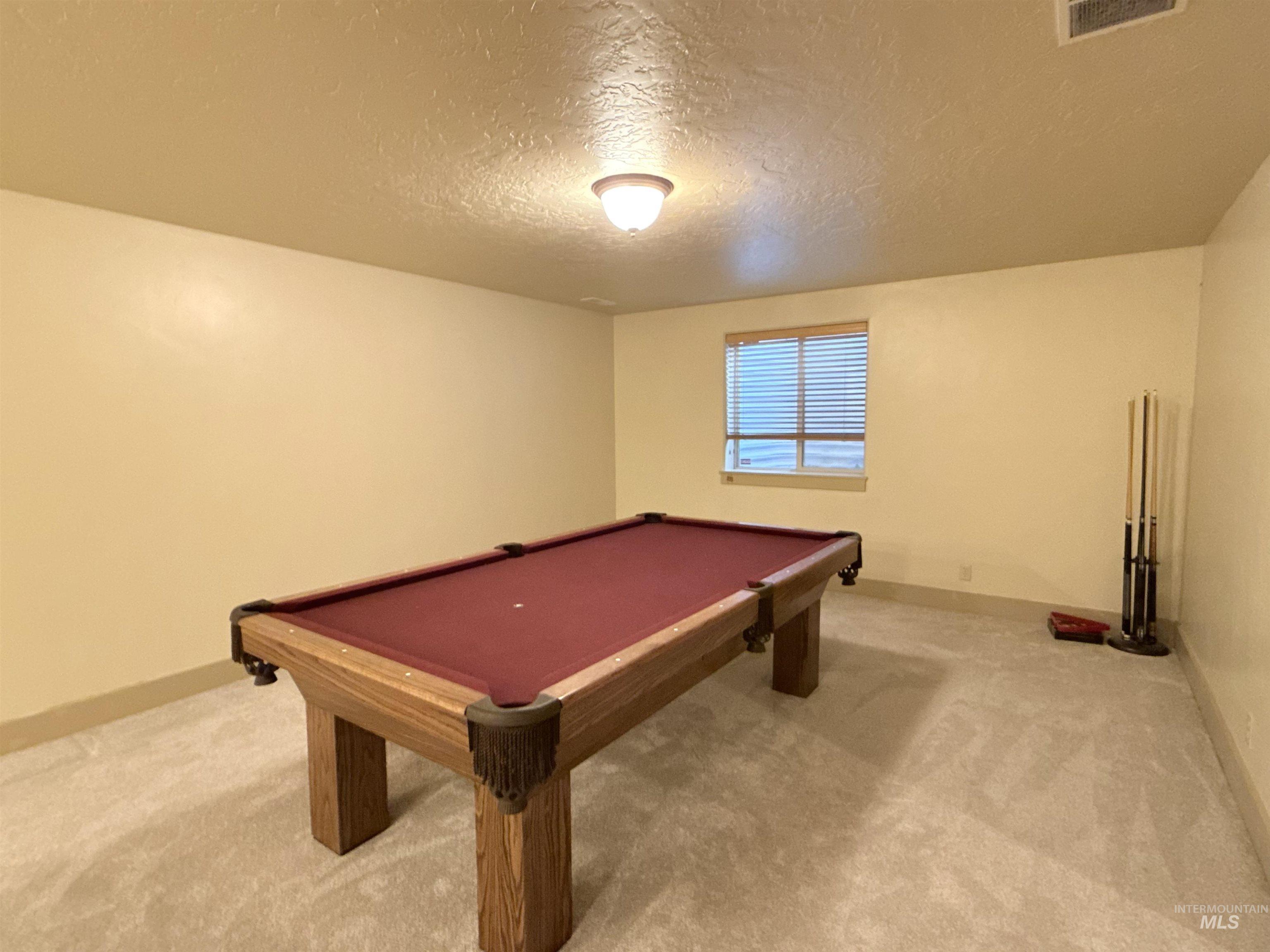 937 Oakwood Ave, Burley, Idaho 83318, 6 Bedrooms, 3 Bathrooms, Residential For Sale, Price $528,500,MLS 98991155