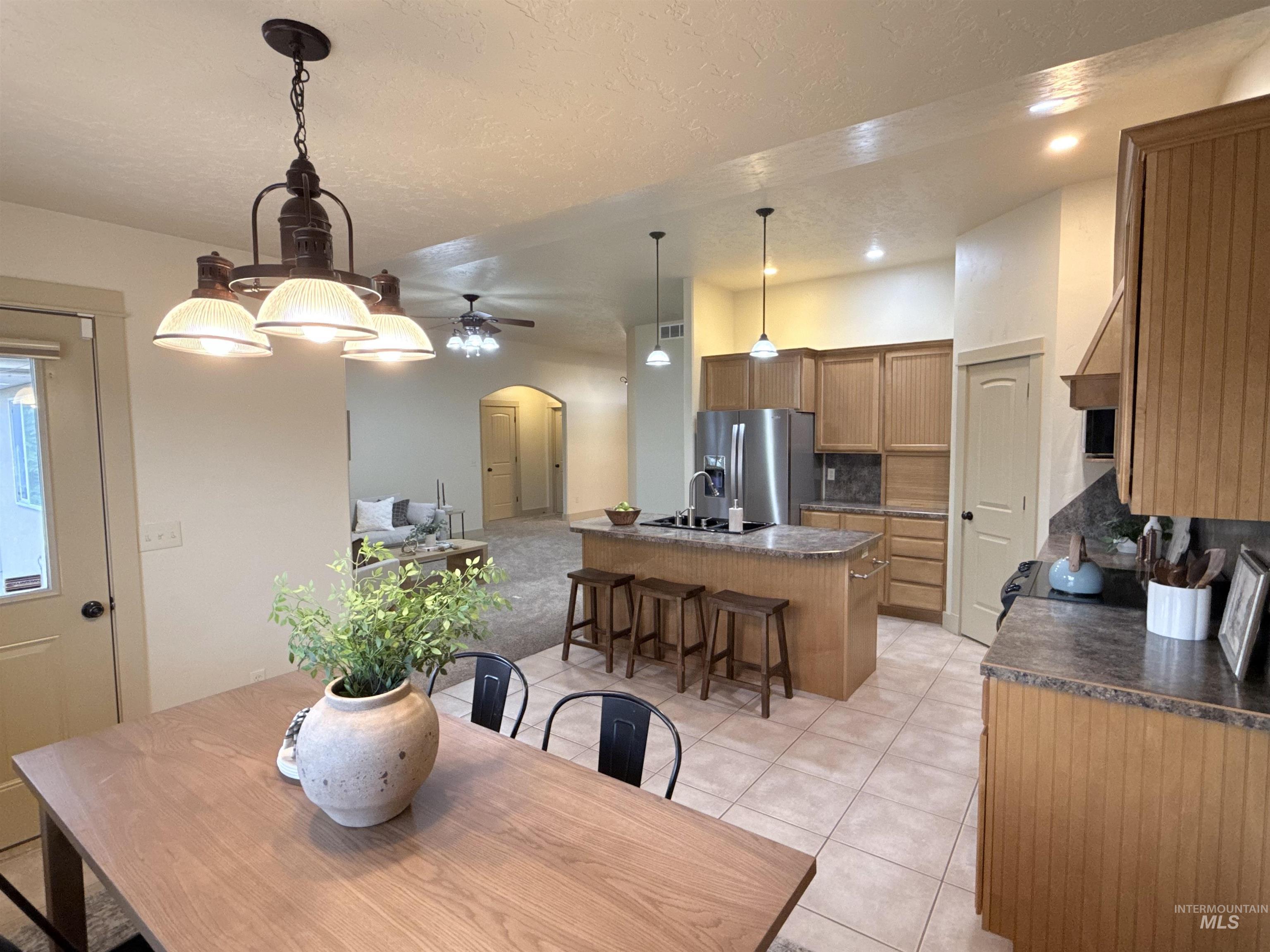 937 Oakwood Ave, Burley, Idaho 83318, 6 Bedrooms, 3 Bathrooms, Residential For Sale, Price $528,500,MLS 98991155