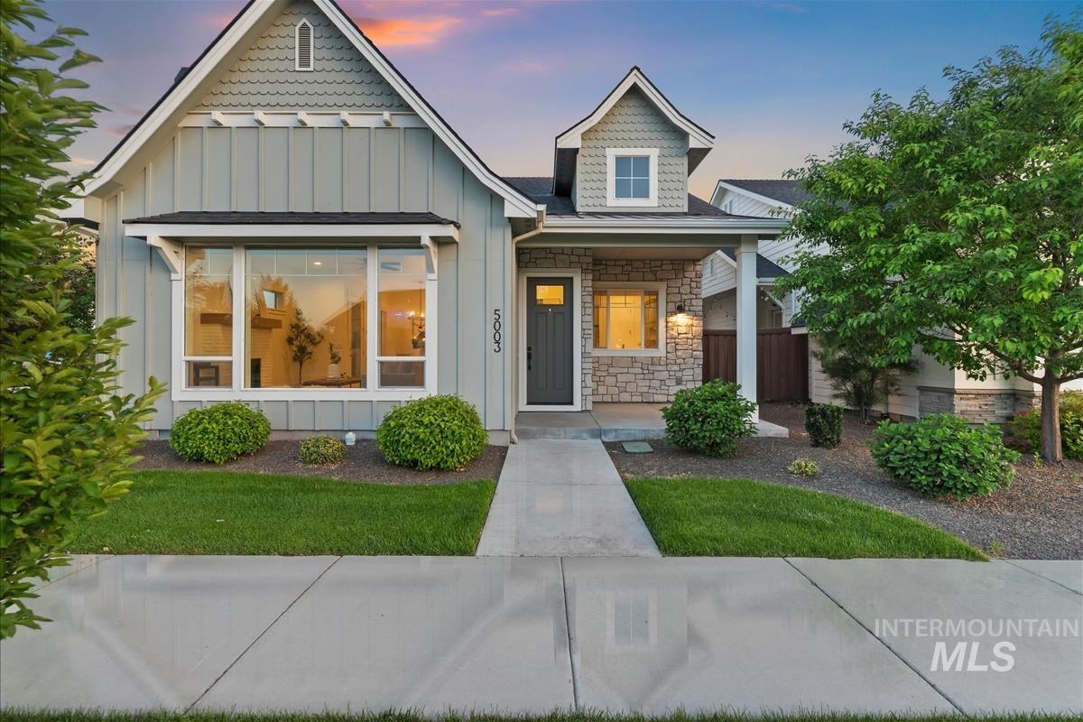 5003 W Talbot St., Meridian, Idaho 83646, 3 Bedrooms, 3 Bathrooms, Residential For Sale, Price $580,000,MLS 98991158
