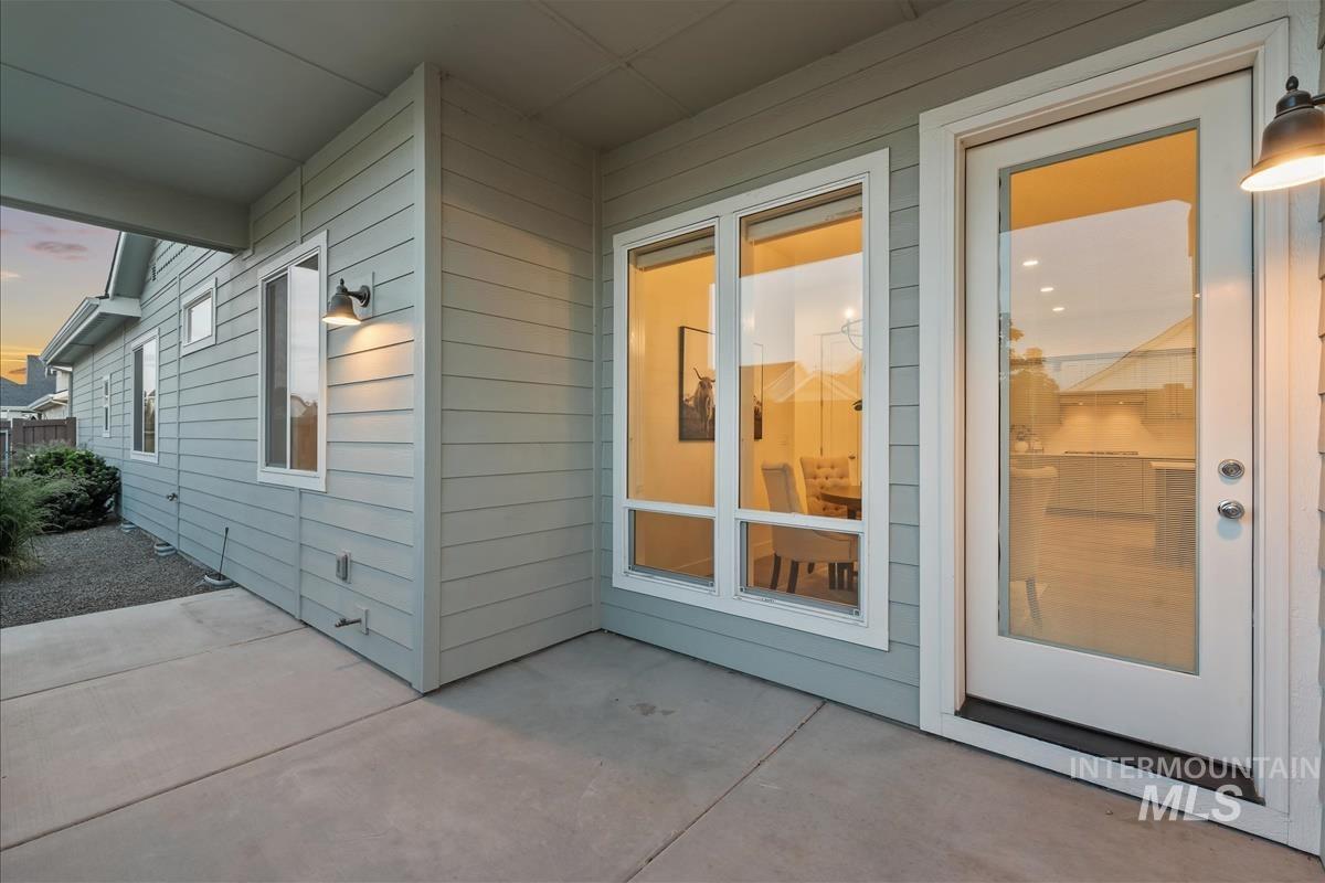 5003 W Talbot St., Meridian, Idaho 83646, 3 Bedrooms, 3 Bathrooms, Residential For Sale, Price $580,000,MLS 98991158