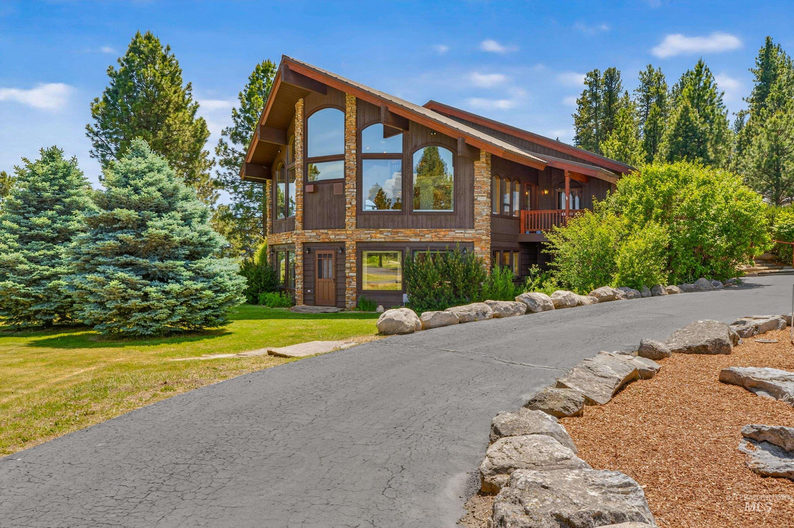 1999 Vardon Road, New Meadows, Idaho 83654, 5 Bedrooms, 3.5 Bathrooms, Residential For Sale, Price $1,477,000,MLS 98991161