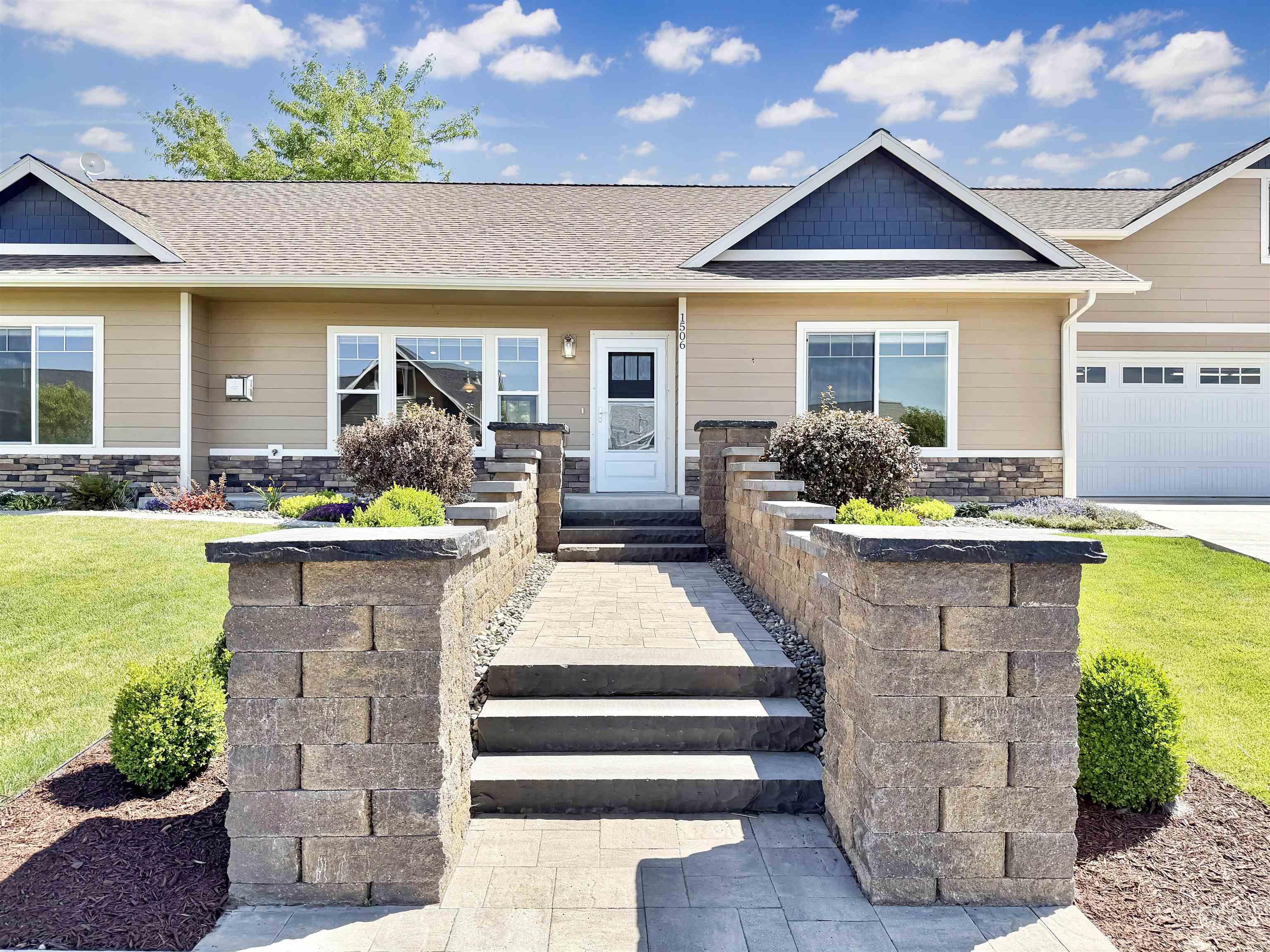 1506 Westview Ct, Lewiston, Idaho 83501, 4 Bedrooms, 2 Bathrooms, Residential For Sale, Price $525,000,MLS 98991164