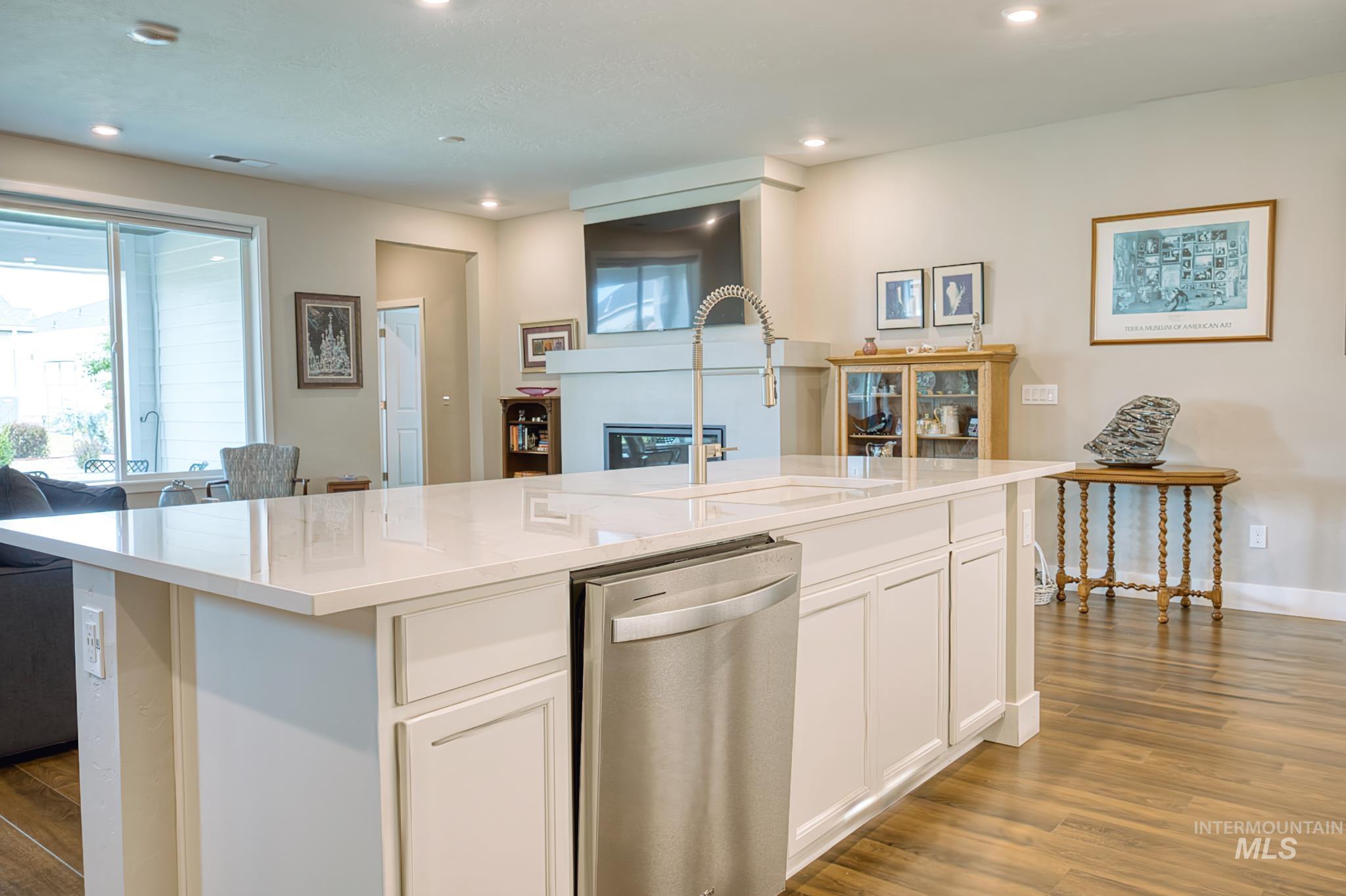 12014 W Cheer Lane, Kuna, Idaho 83634, 2 Bedrooms, 2 Bathrooms, Residential For Sale, Price $599,990,MLS 98991165