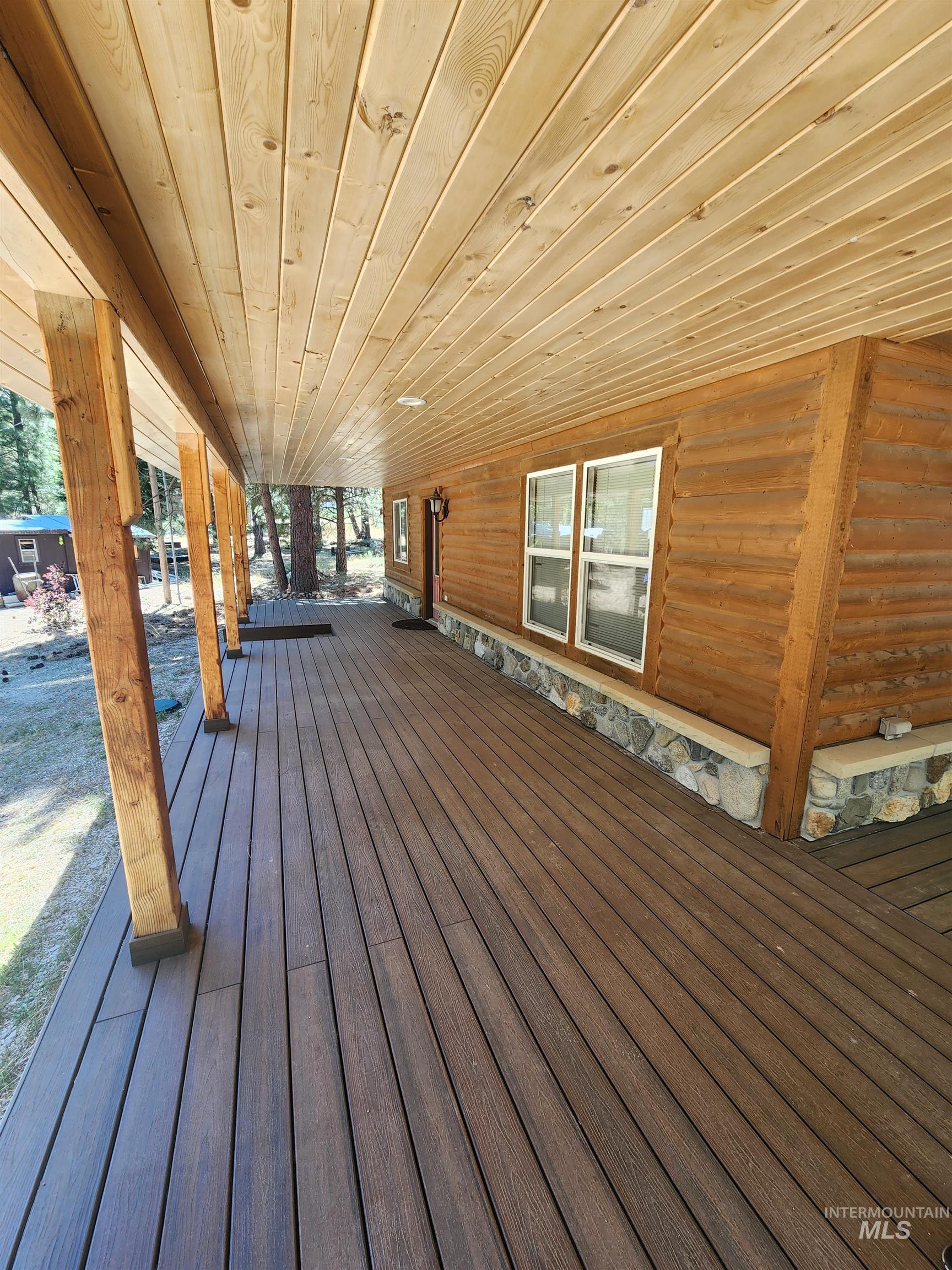 705 E Riverview Cir, Pine, Idaho 83647, 2 Bedrooms, 2 Bathrooms, Residential For Sale, Price $650,000, 98991166