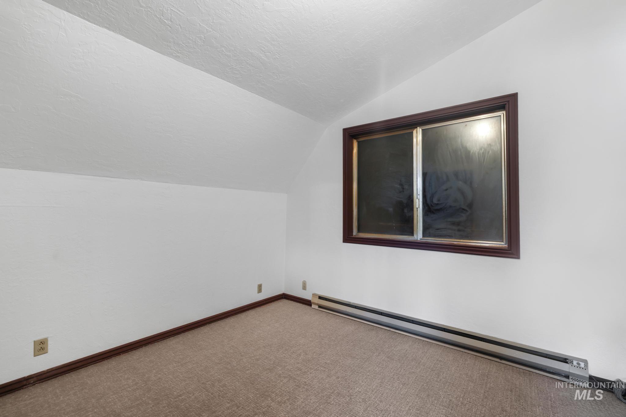 309 S Rail St W, Shoshone, Idaho 83352, 2 Bedrooms, Business/Commercial For Sale, Price $380,000, 98991168