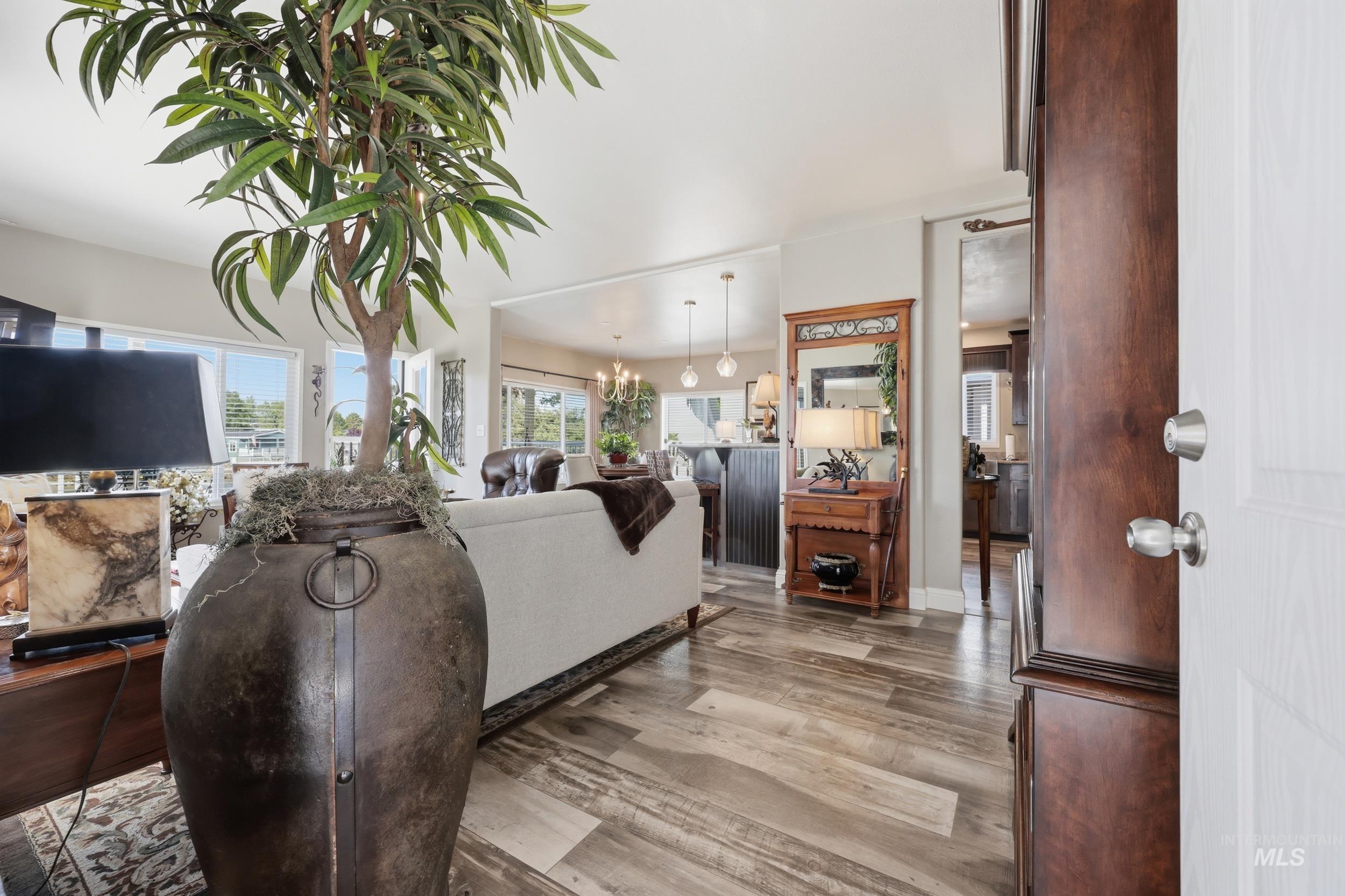 2295 Blue Lake Lane, Boise, Idaho 83716, 3 Bedrooms, 2 Bathrooms, Residential For Sale, Price $230,000, 98991174