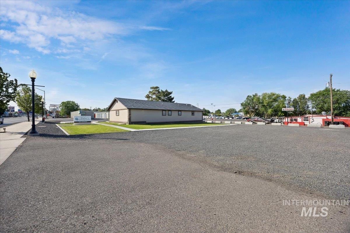 529 Broadway Ave. S., Buhl, Idaho 83316, Business/Commercial For Sale, Price $489,000, 98991177