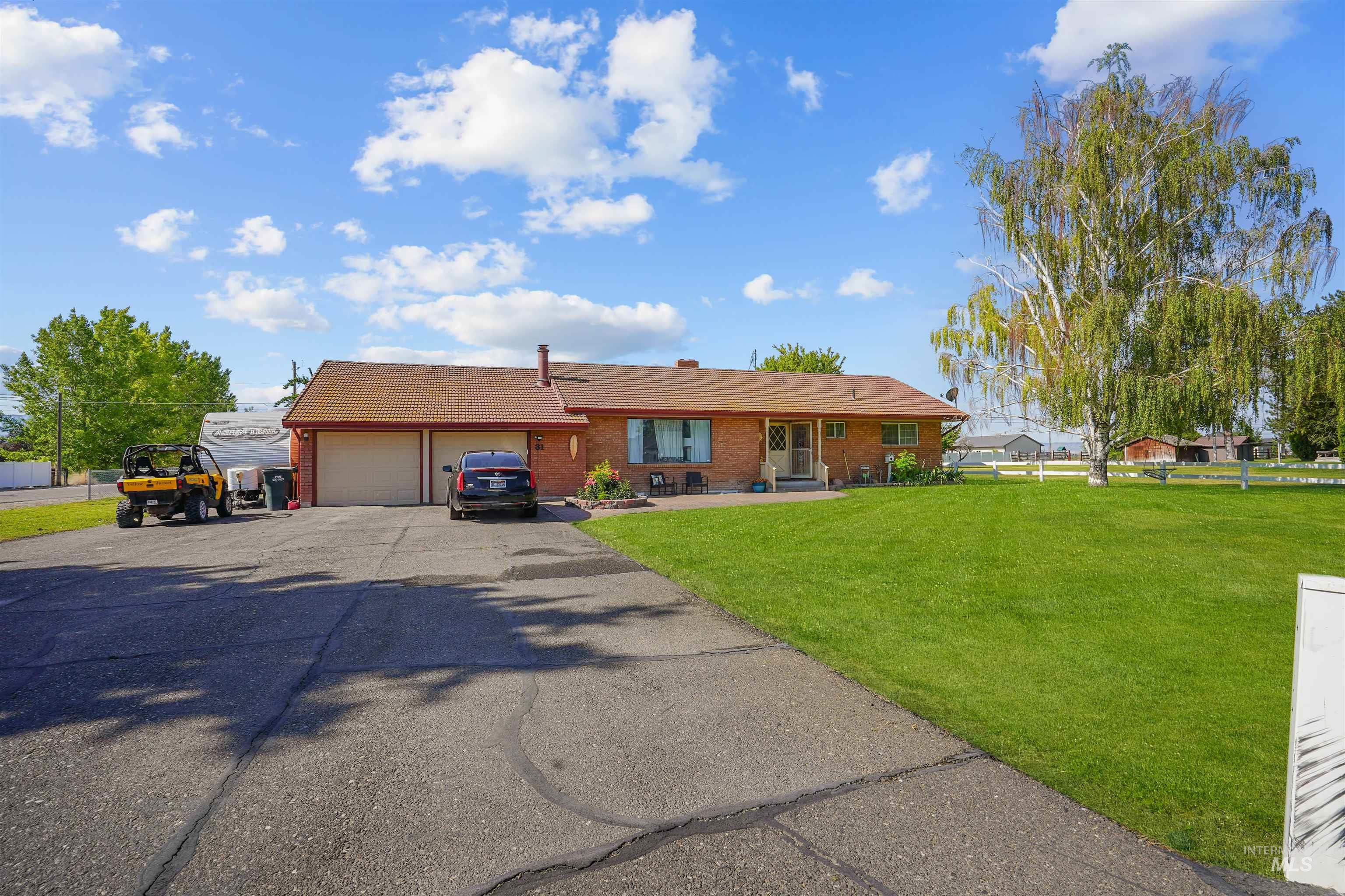 31 W 208 S, Burley, Idaho 83318, 5 Bedrooms, 3 Bathrooms, Residential For Sale, Price $550,000, 98991180