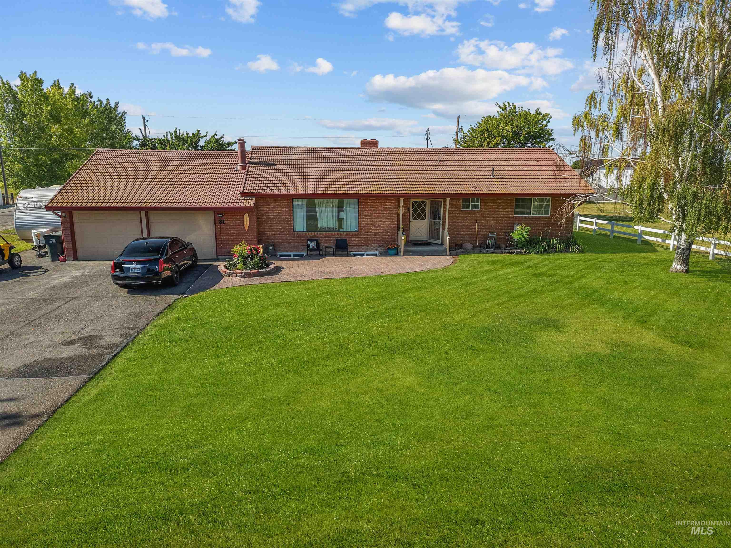 31 W 208 S, Burley, Idaho 83318, 5 Bedrooms, 3 Bathrooms, Residential For Sale, Price $550,000, 98991180