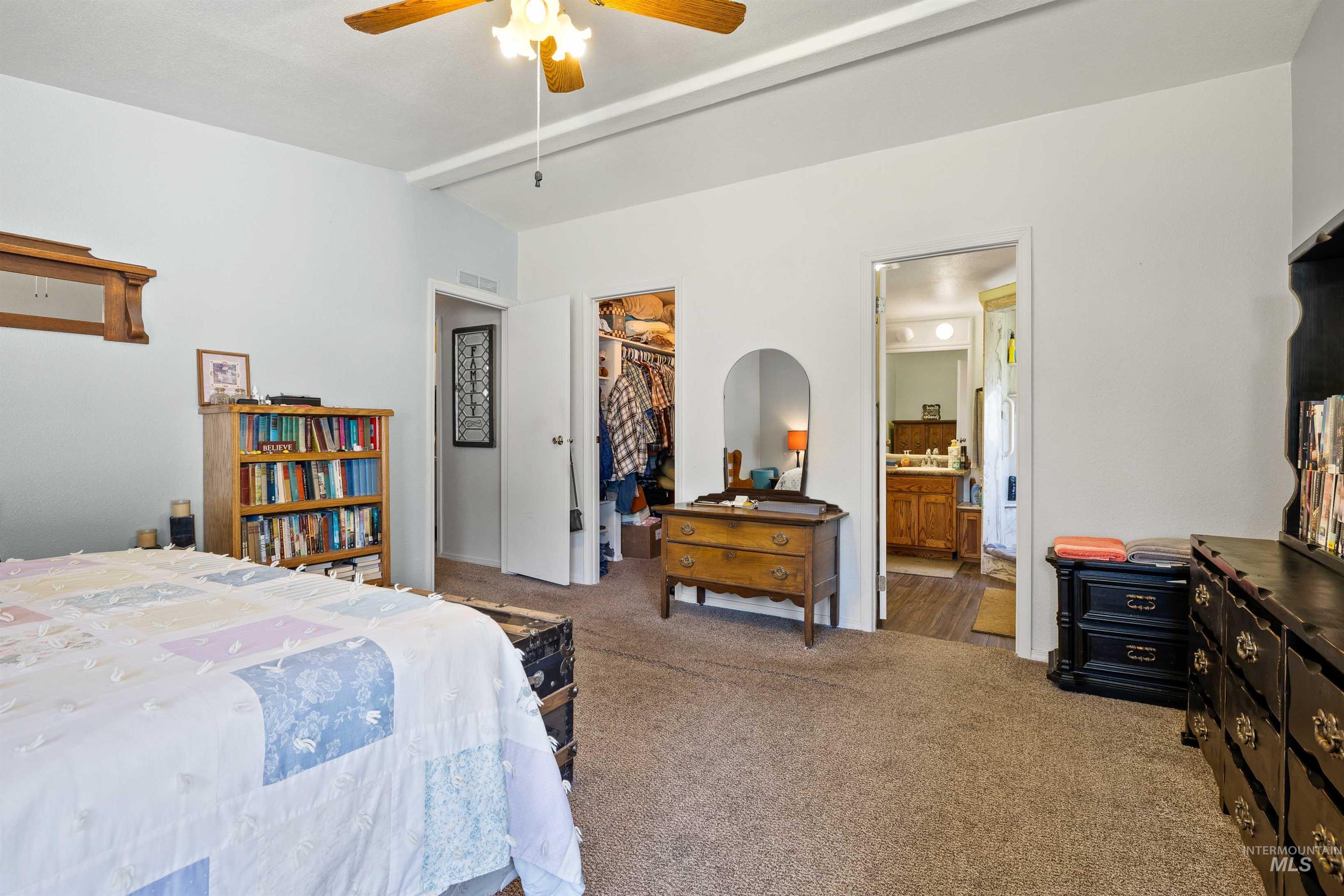 1001 Applewood Drive, Buhl, Idaho 83316, 3 Bedrooms, 2 Bathrooms, Residential For Sale, Price $389,900, 98991181
