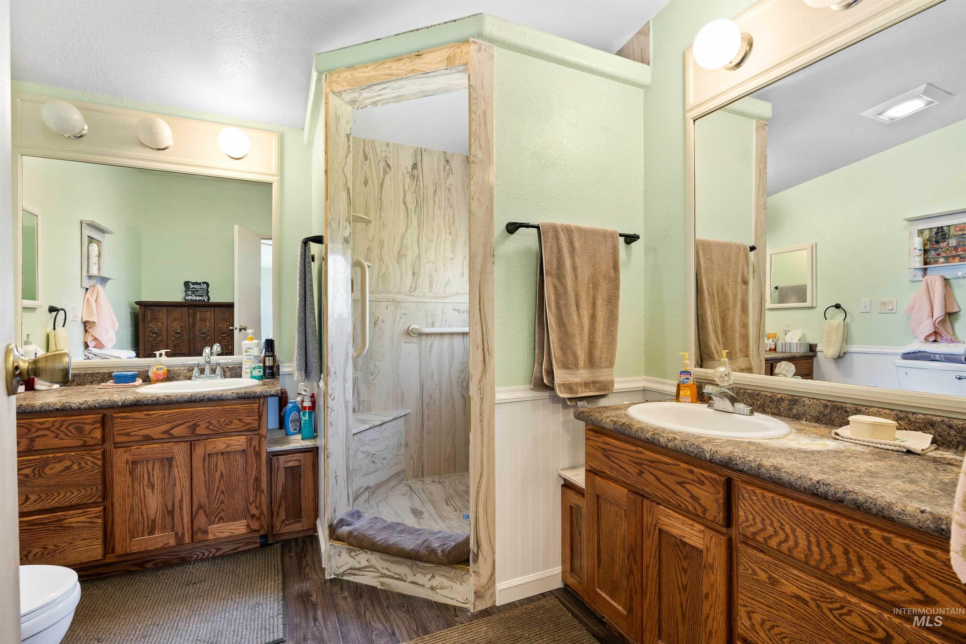 1001 Applewood Drive, Buhl, Idaho 83316, 3 Bedrooms, 2 Bathrooms, Residential For Sale, Price $389,900, 98991181