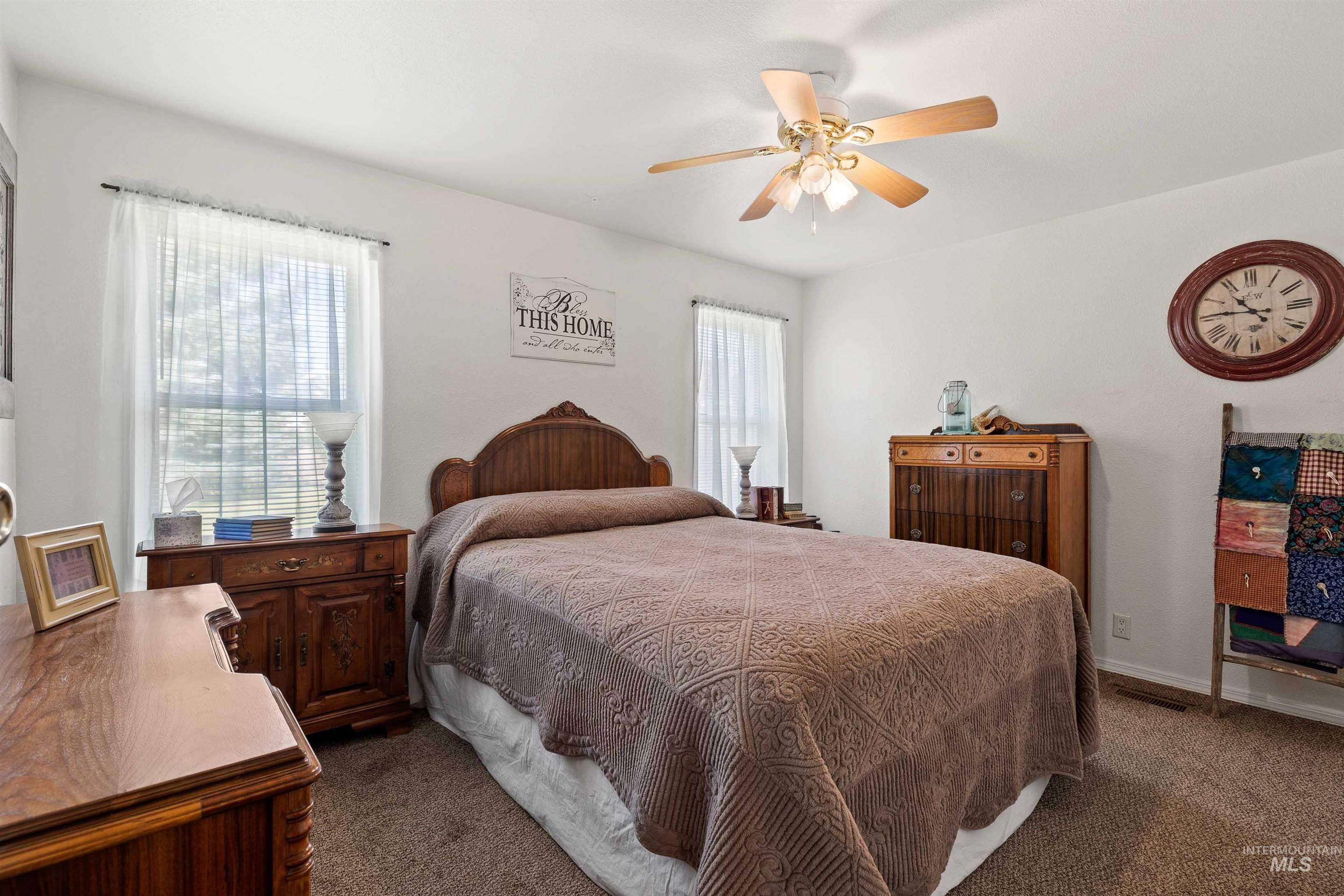 1001 Applewood Drive, Buhl, Idaho 83316, 3 Bedrooms, 2 Bathrooms, Residential For Sale, Price $389,900, 98991181