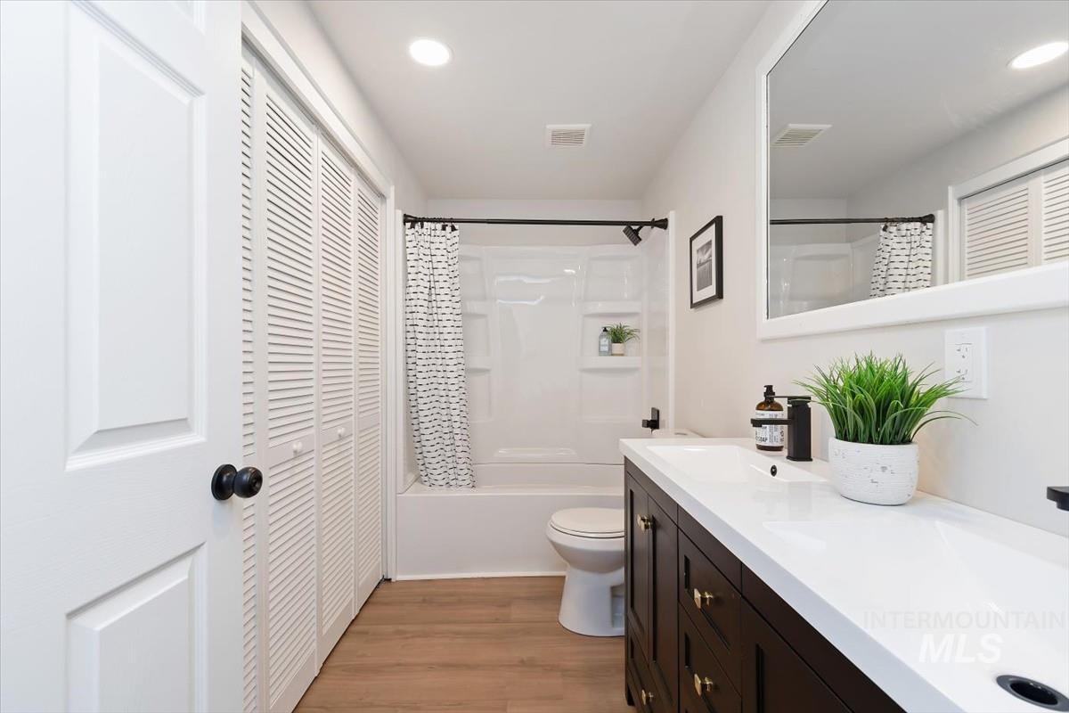 2503 S Virginia St, Boise, Idaho 83705, 3 Bedrooms, 1 Bathroom, Residential For Sale, Price $459,000, 98991182