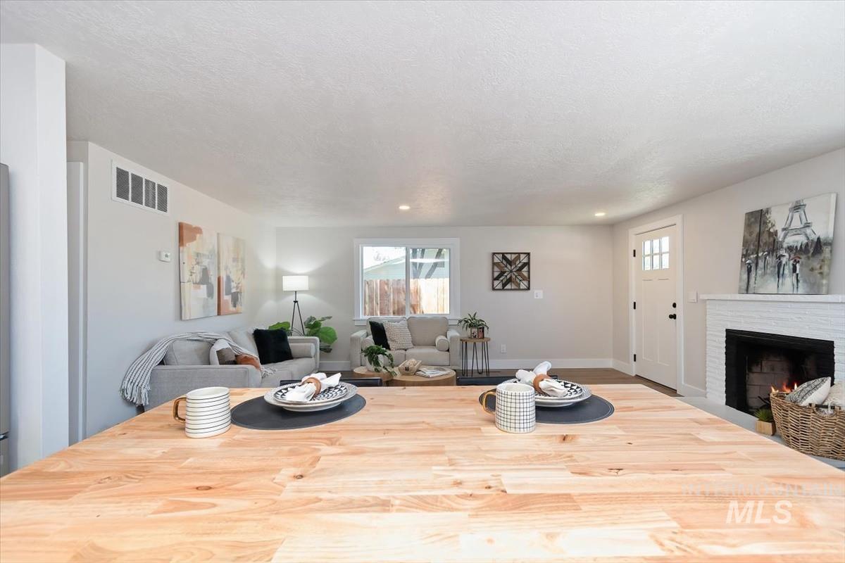 2503 S Virginia St, Boise, Idaho 83705, 3 Bedrooms, 1 Bathroom, Residential For Sale, Price $459,000, 98991182