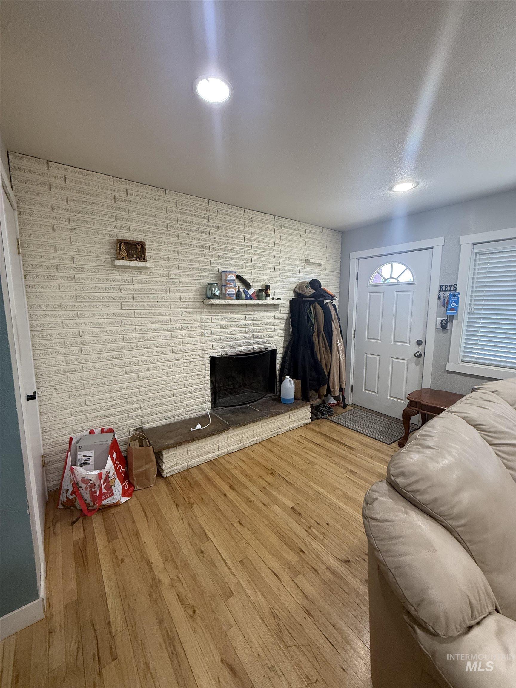 118 Baker Dr, Mountain Home, Idaho 83647, 3 Bedrooms, 2 Bathrooms, Residential For Sale, Price $285,000,MLS 98991188
