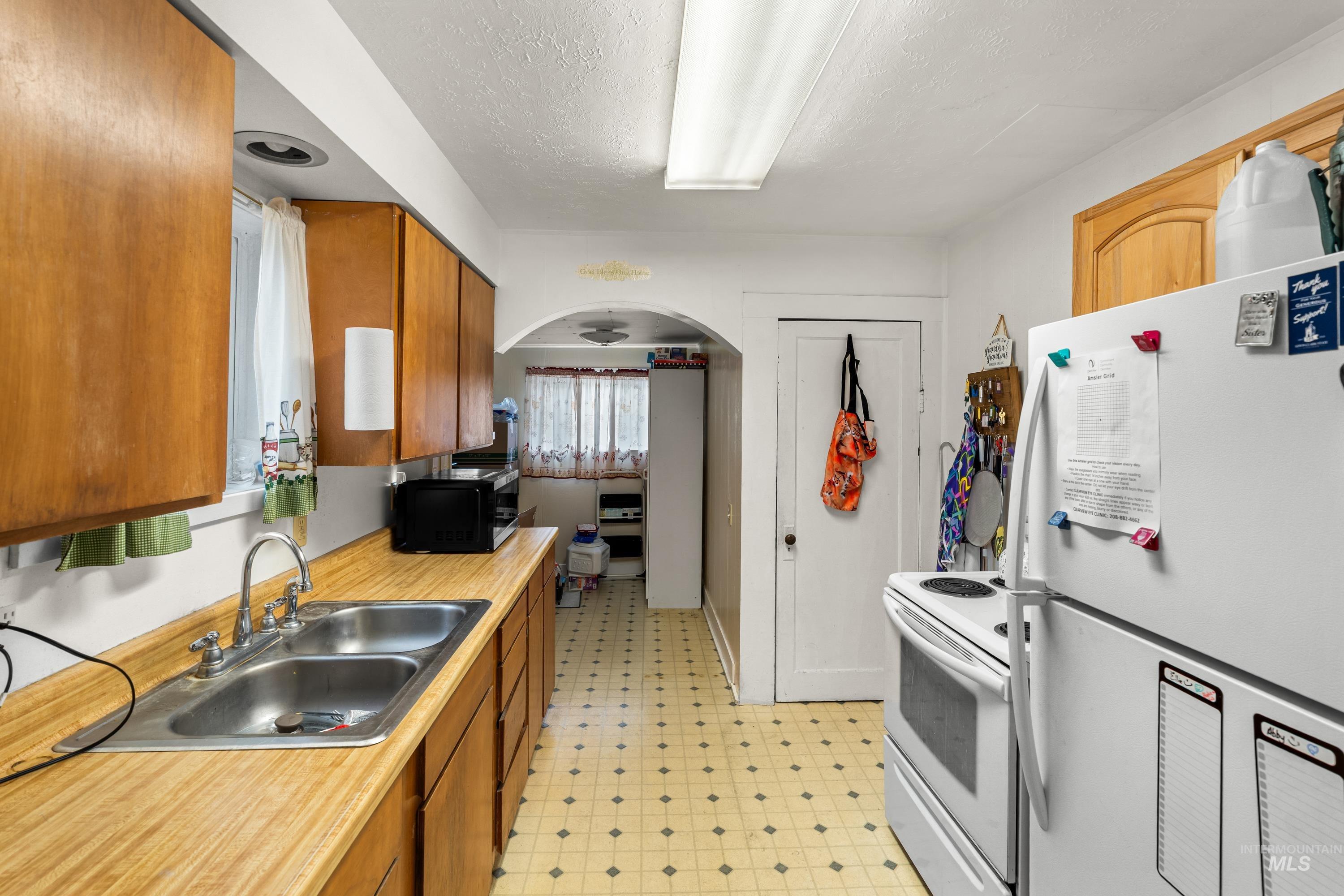 618 Preston Ave, Lewiston, Idaho 83501, 2 Bedrooms, 1 Bathroom, Residential For Sale, Price $295,000, 98991189