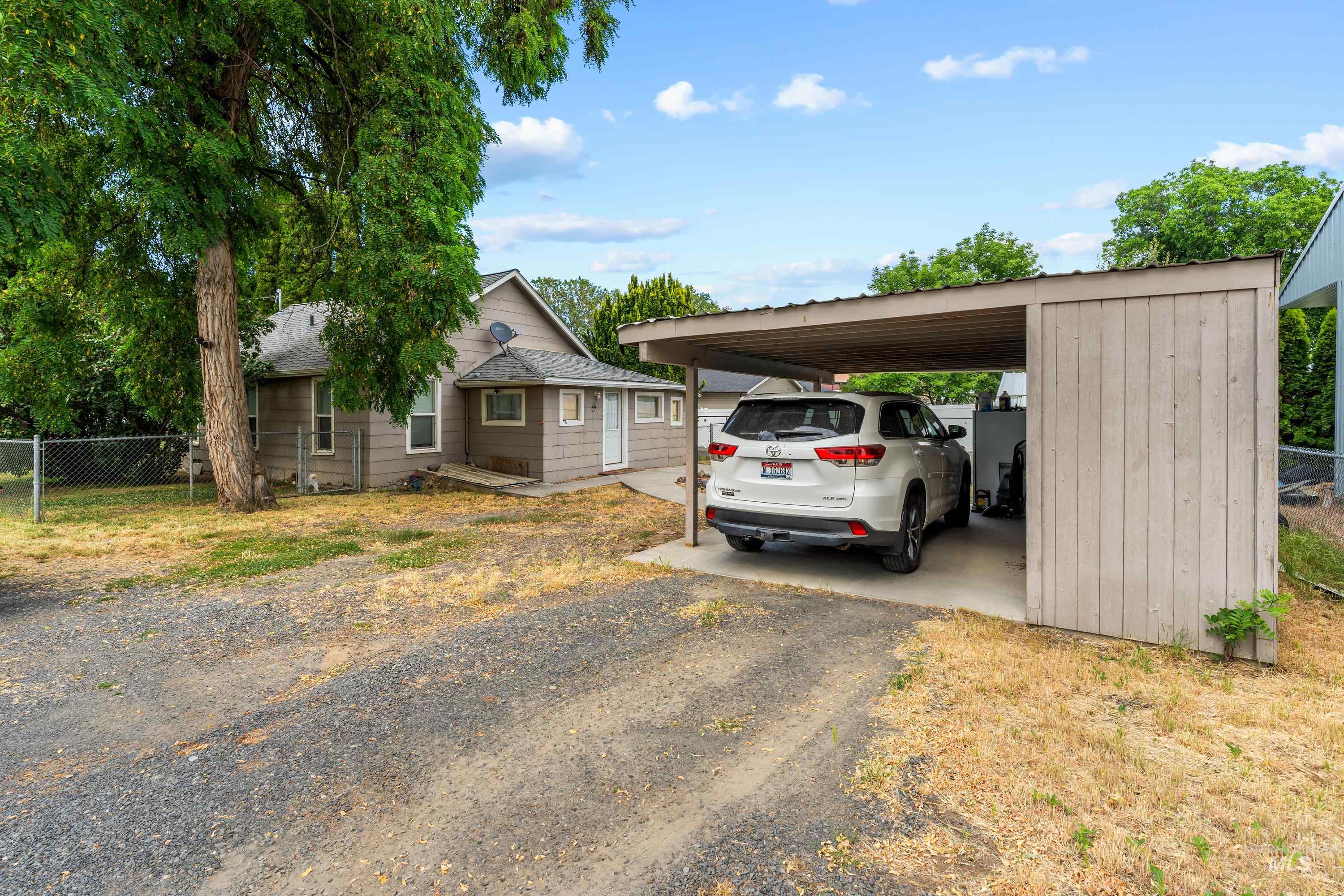 618 Preston Ave, Lewiston, Idaho 83501, 2 Bedrooms, 1 Bathroom, Residential For Sale, Price $295,000, 98991189