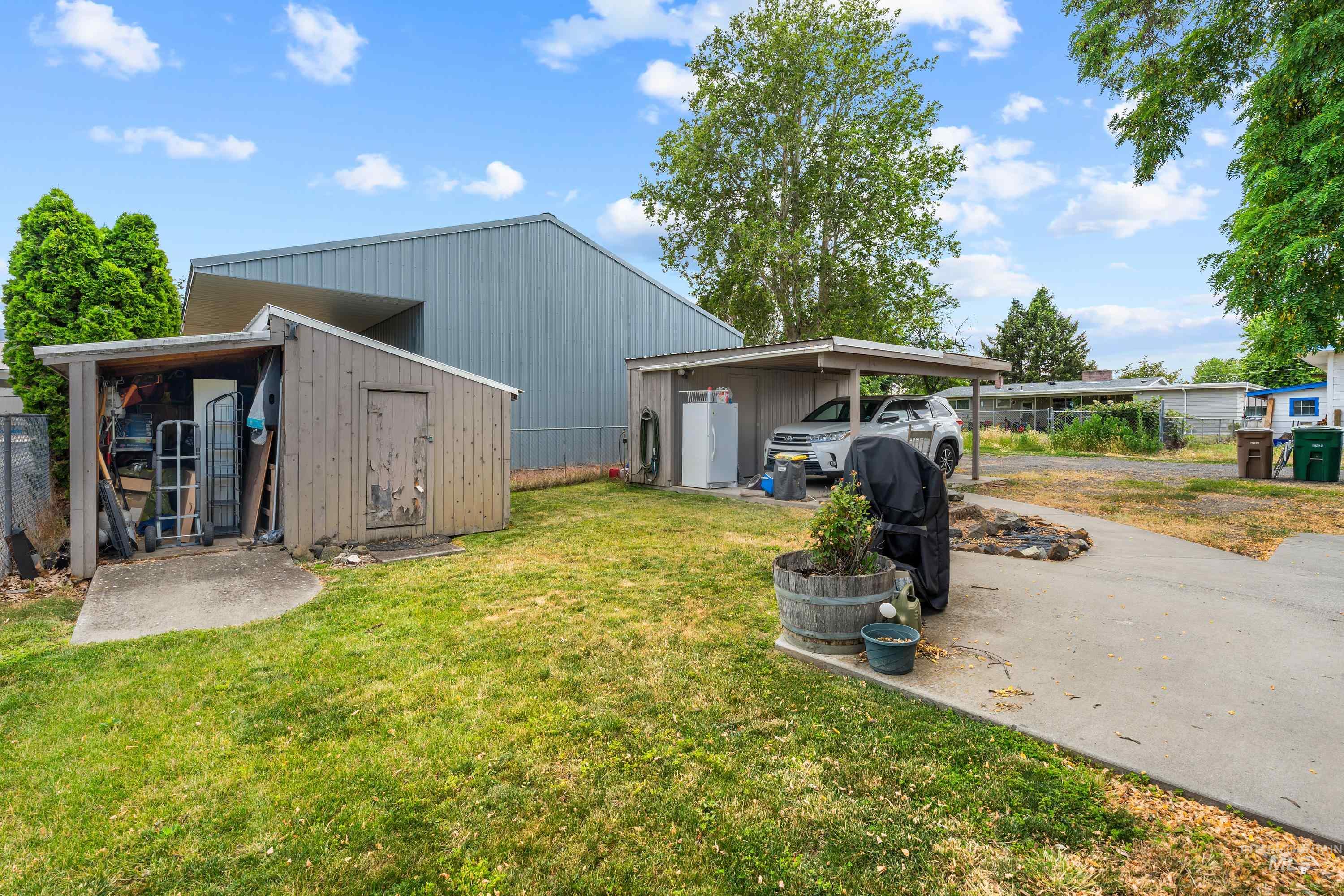 618 Preston Ave, Lewiston, Idaho 83501, 2 Bedrooms, 1 Bathroom, Residential For Sale, Price $295,000, 98991189