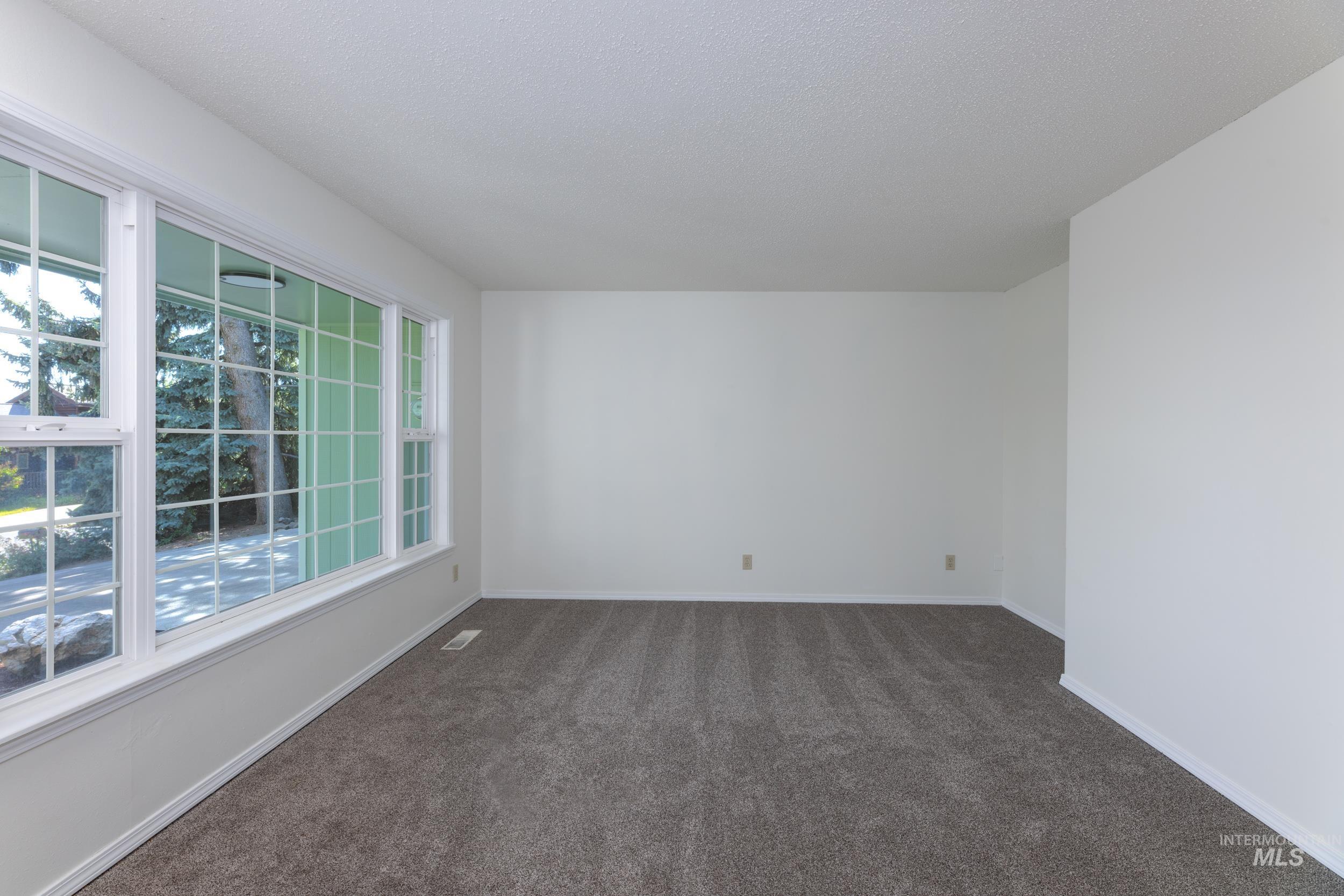 114 Arrow, Moscow, Idaho 83843, 6 Bedrooms, 2 Bathrooms, Residential For Sale, Price $610,000, 98991193
