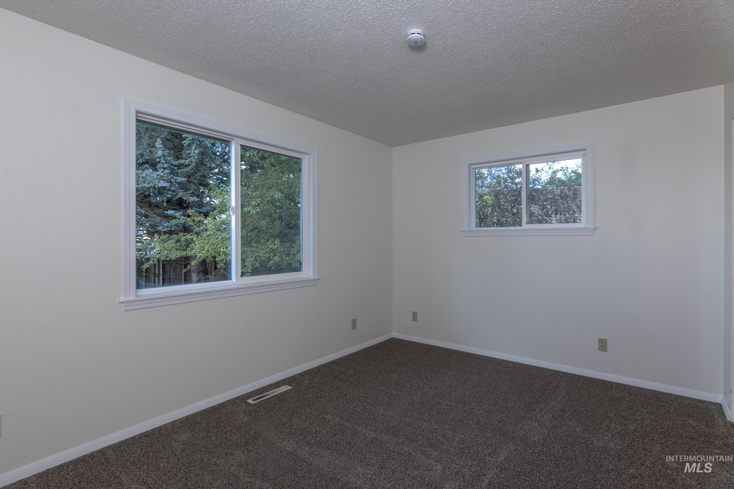114 Arrow, Moscow, Idaho 83843, 6 Bedrooms, 2 Bathrooms, Residential For Sale, Price $610,000, 98991193