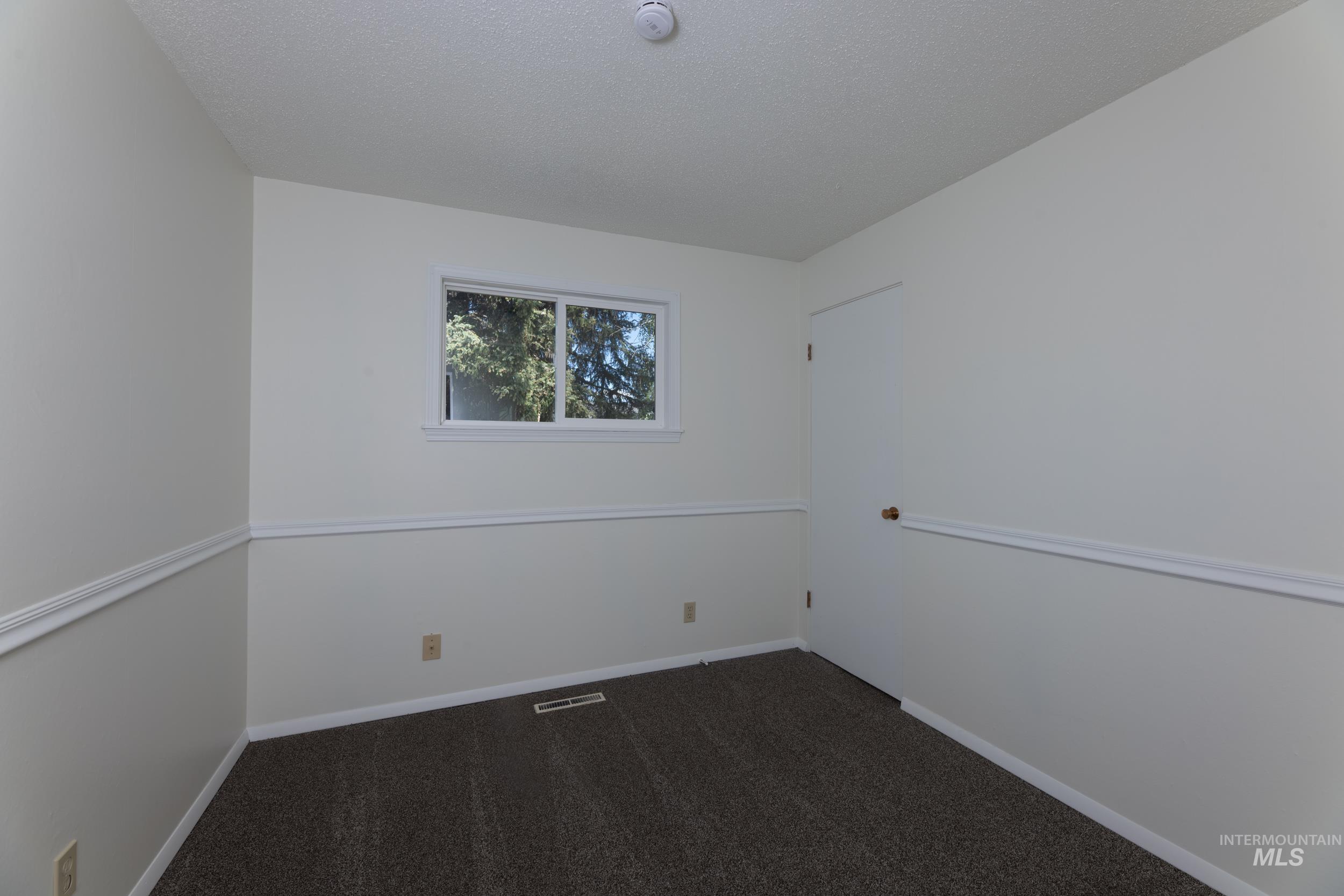 114 Arrow, Moscow, Idaho 83843, 6 Bedrooms, 2 Bathrooms, Residential For Sale, Price $610,000, 98991193