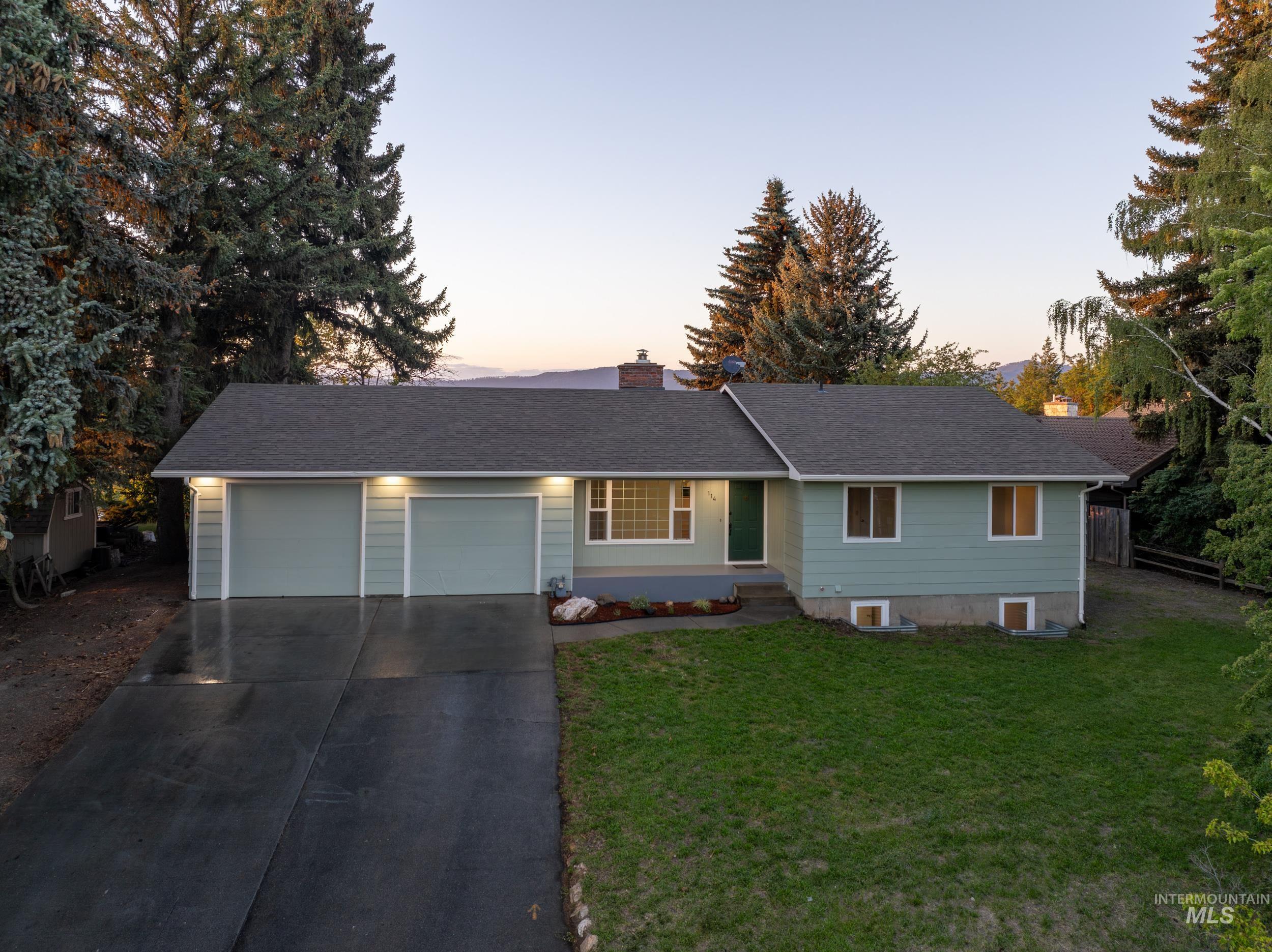 114 Arrow, Moscow, Idaho 83843, 6 Bedrooms, 2 Bathrooms, Residential For Sale, Price $610,000, 98991193