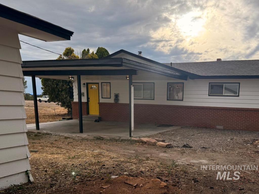 20898 Middleton Rd, Caldwell, Idaho 83605, 3 Bedrooms, 2 Bathrooms, Residential For Sale, Price $799,000,MLS 98991194