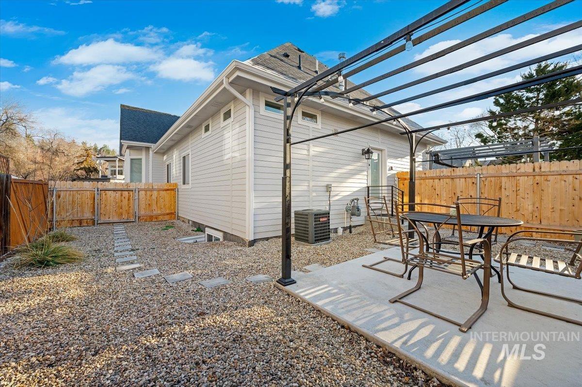 1001/1003 E. Franklin St., Boise, Idaho 83712, 3 Bedrooms, 2 Bathrooms, Residential Income For Sale, Price $1,095,000,MLS 98991197