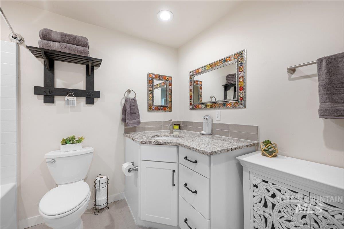 1001/1003 E. Franklin St., Boise, Idaho 83712, 3 Bedrooms, 2 Bathrooms, Residential Income For Sale, Price $1,095,000,MLS 98991197