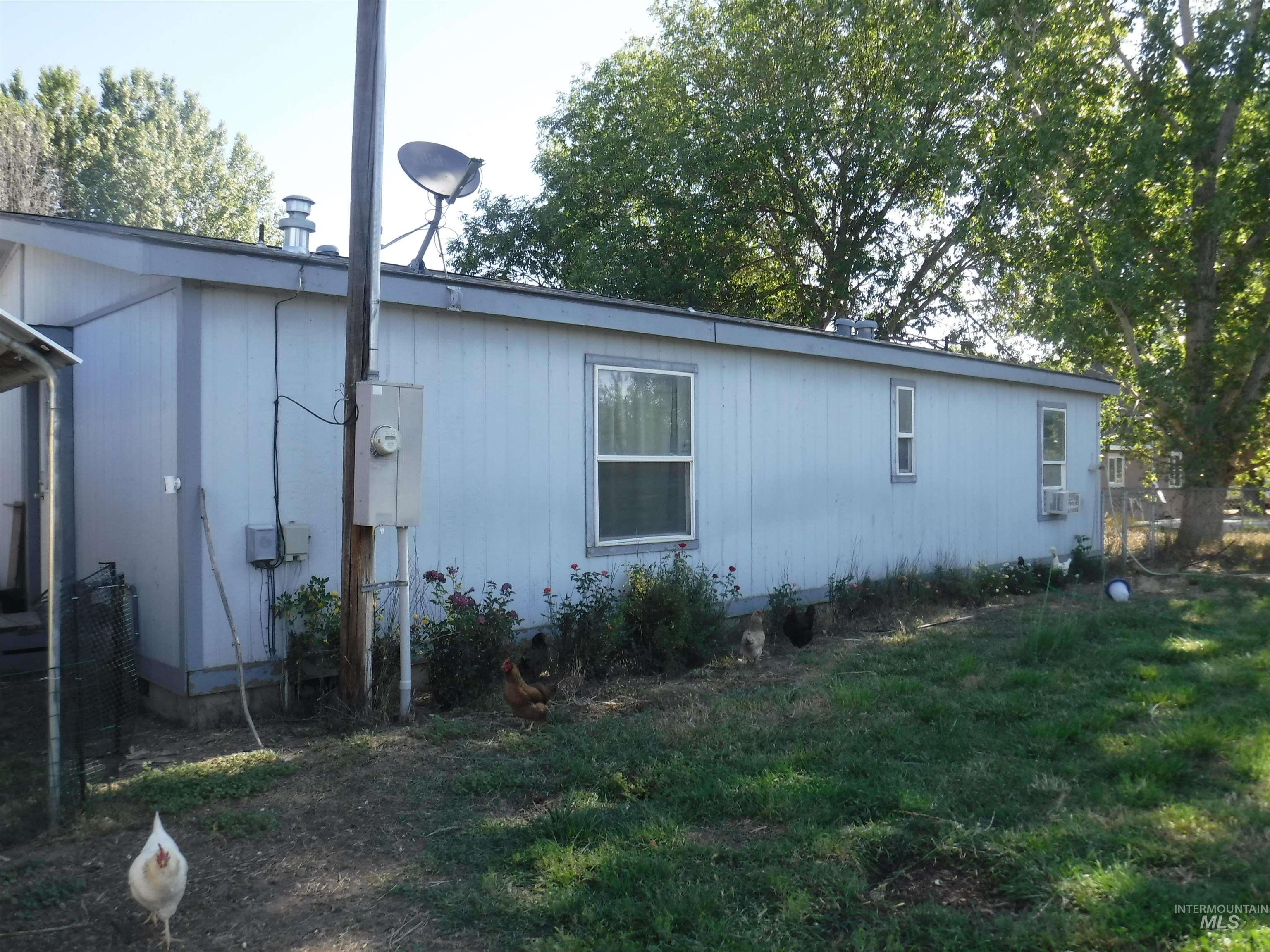 435 3rd Ave W, Wendell, Idaho 83355, 3 Bedrooms, 2 Bathrooms, Residential For Sale, Price $245,000,MLS 98991198