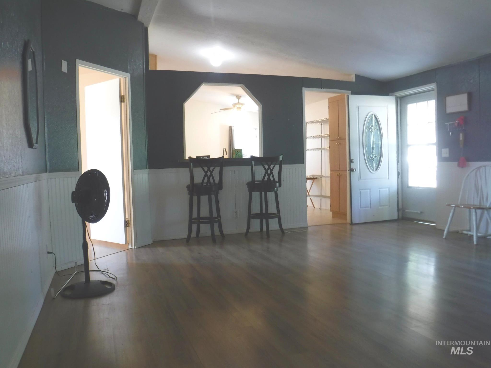 435 3rd Ave W, Wendell, Idaho 83355, 3 Bedrooms, 2 Bathrooms, Residential For Sale, Price $245,000,MLS 98991198