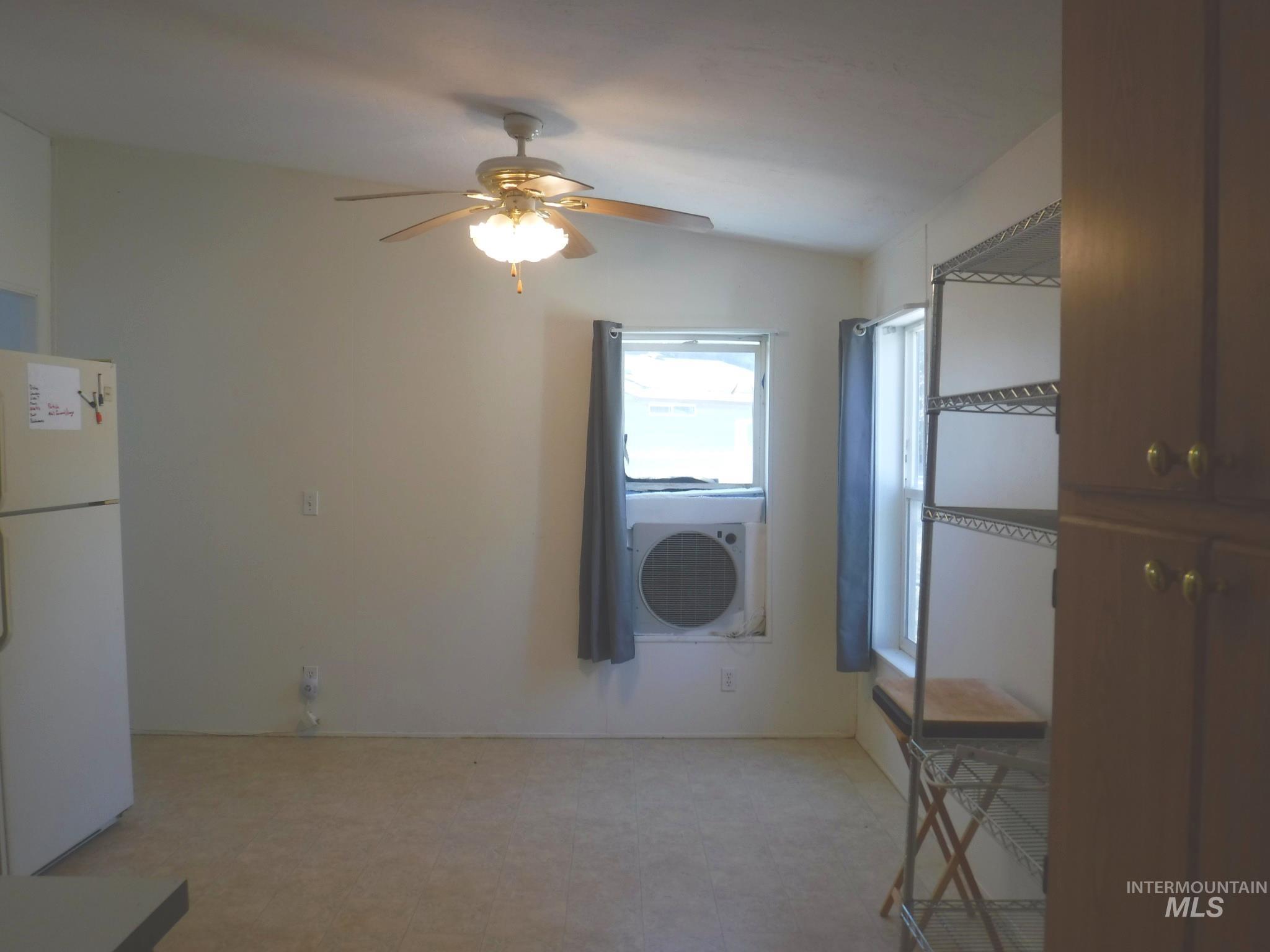 435 3rd Ave W, Wendell, Idaho 83355, 3 Bedrooms, 2 Bathrooms, Residential For Sale, Price $245,000,MLS 98991198