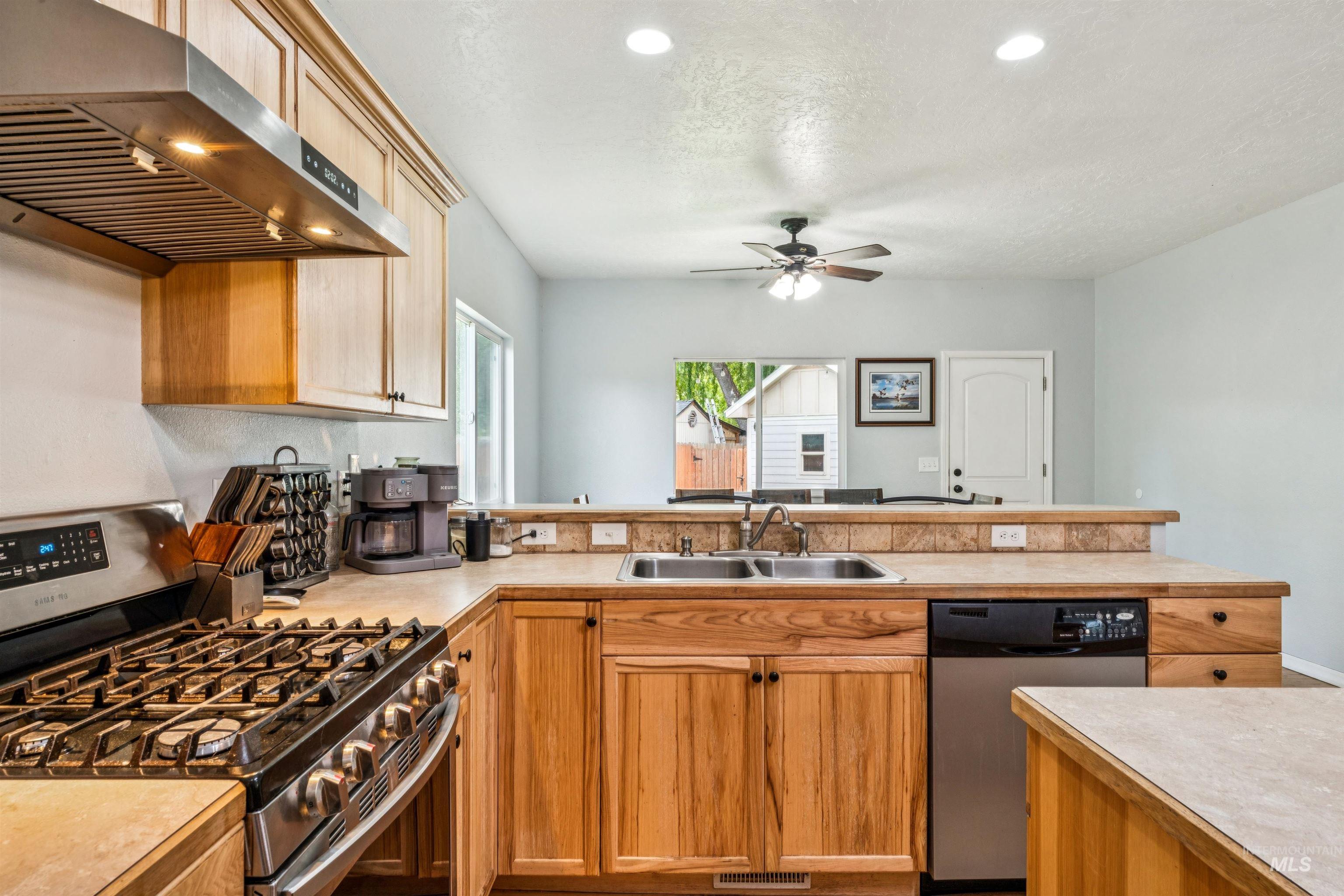 1801 Iowa, Nampa, Idaho 83686, 3 Bedrooms, 2 Bathrooms, Residential For Sale, Price $430,000,MLS 98991205
