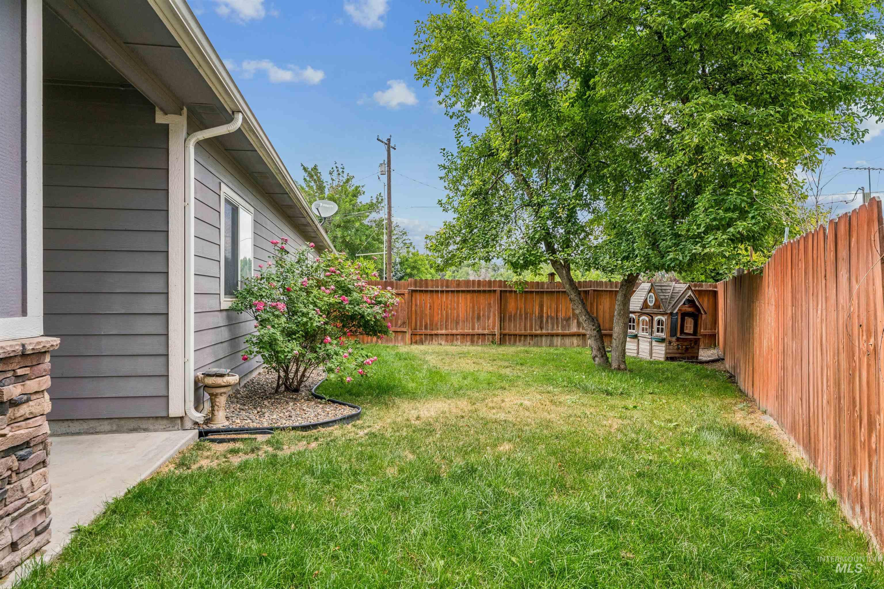 1801 Iowa, Nampa, Idaho 83686, 3 Bedrooms, 2 Bathrooms, Residential For Sale, Price $430,000,MLS 98991205