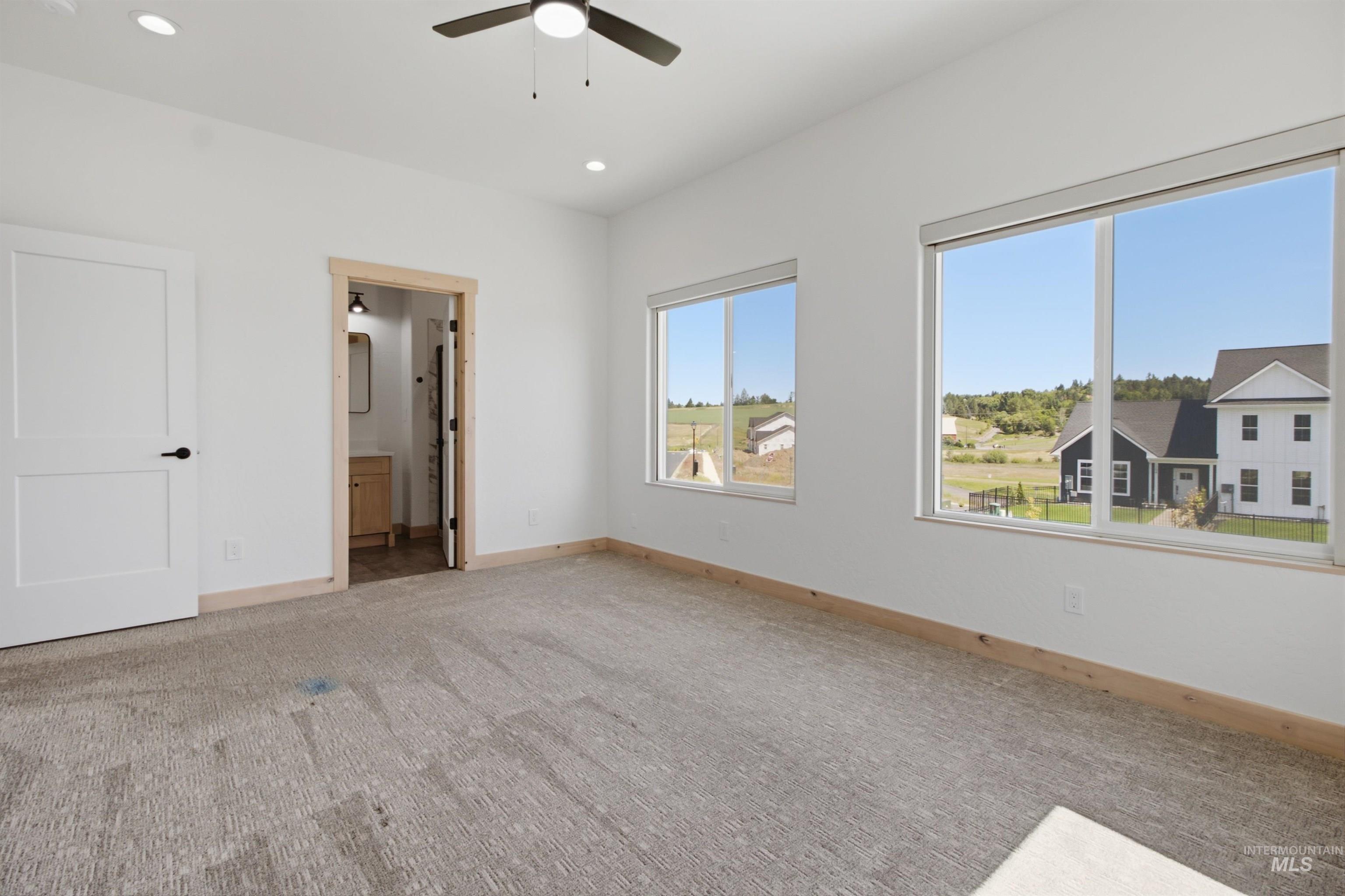 1197 Edington Ave, Moscow, Idaho 83843, 3 Bedrooms, 2.5 Bathrooms, Residential For Sale, Price $470,000,MLS 98991206