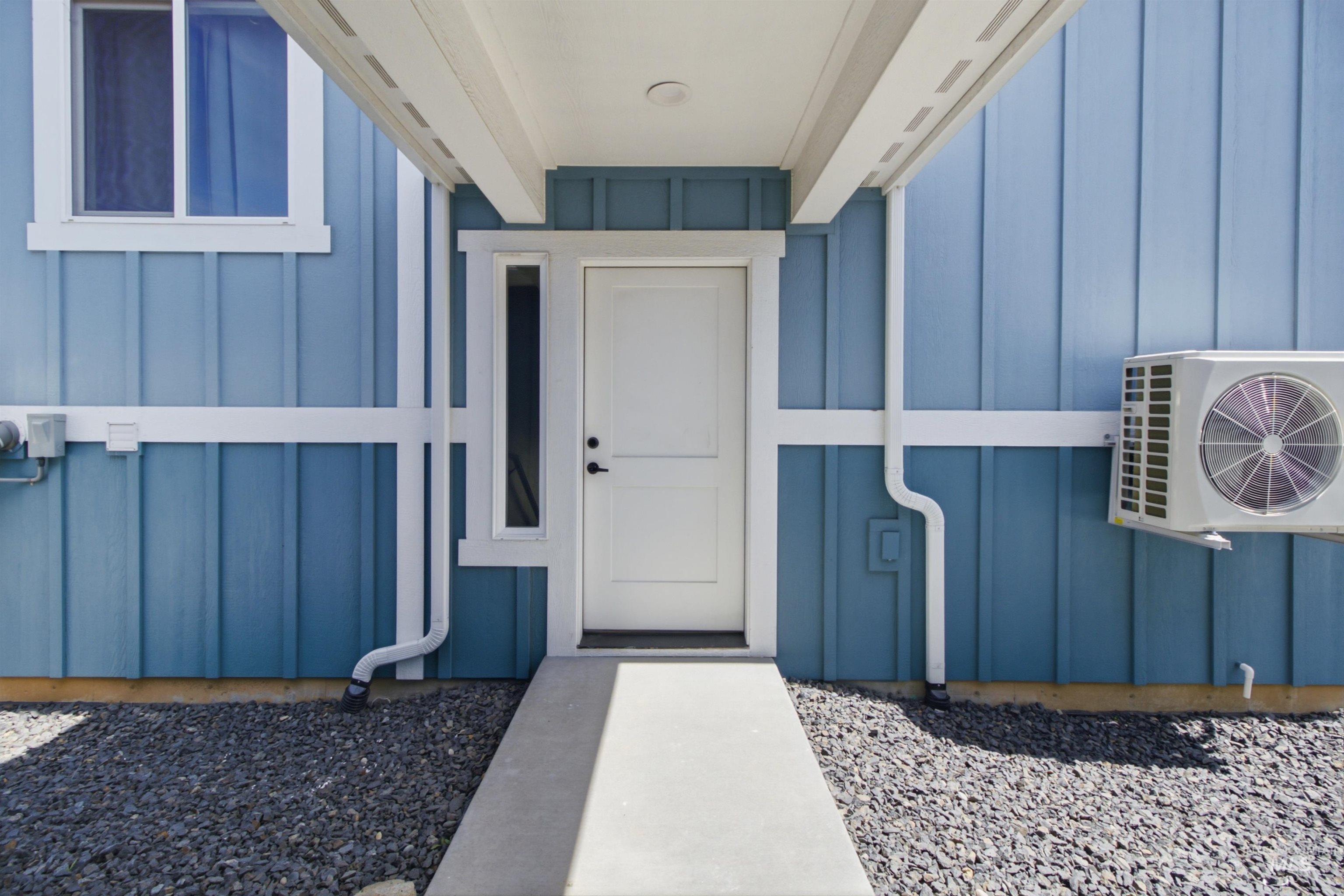 1197 Edington Ave, Moscow, Idaho 83843, 3 Bedrooms, 2.5 Bathrooms, Residential For Sale, Price $470,000,MLS 98991206