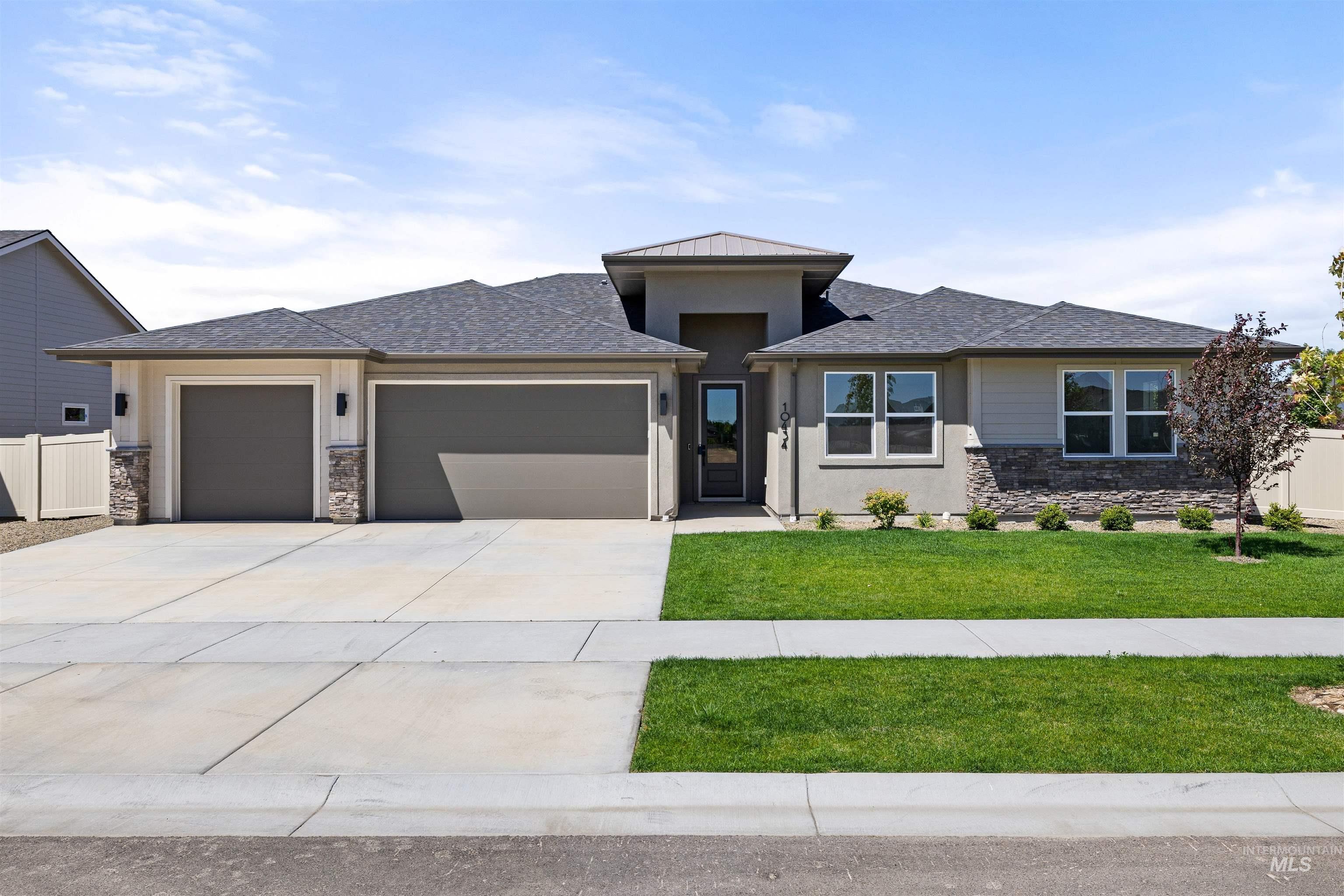 10434 W Shumard Drive, Star, Idaho 83669, 4 Bedrooms, 2.5 Bathrooms, Residential For Sale, Price $674,900,MLS 98991208