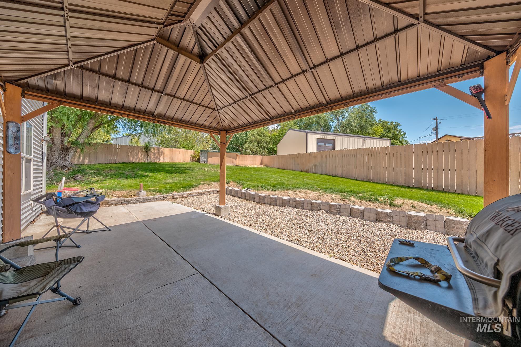 2102 1st Ave N, Payette, Idaho 83661, 4 Bedrooms, 3.5 Bathrooms, Residential For Sale, Price $425,000,MLS 98991213