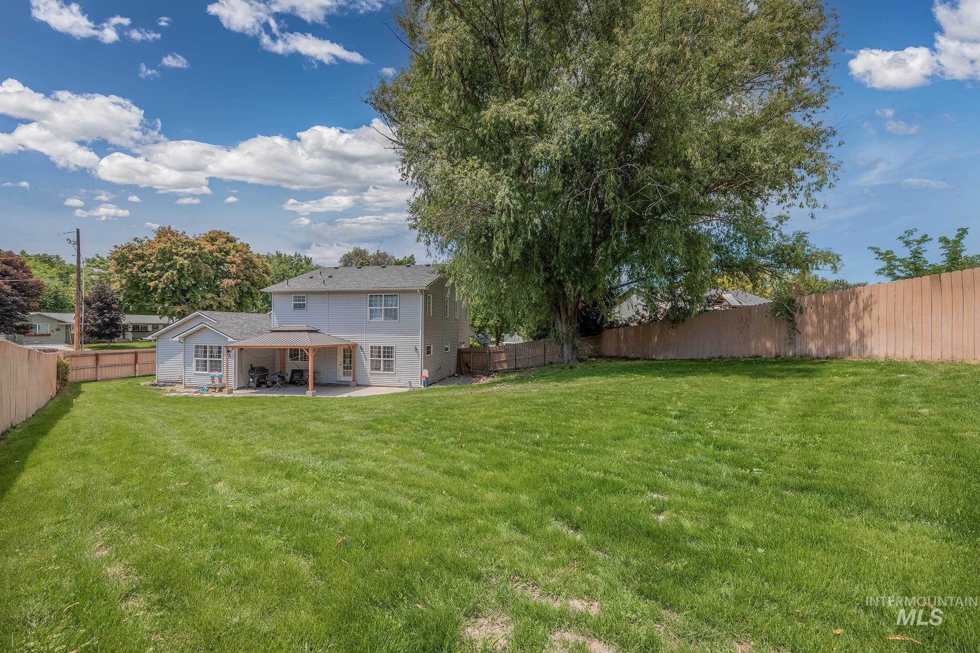 2102 1st Ave N, Payette, Idaho 83661, 4 Bedrooms, 3.5 Bathrooms, Residential For Sale, Price $425,000,MLS 98991213