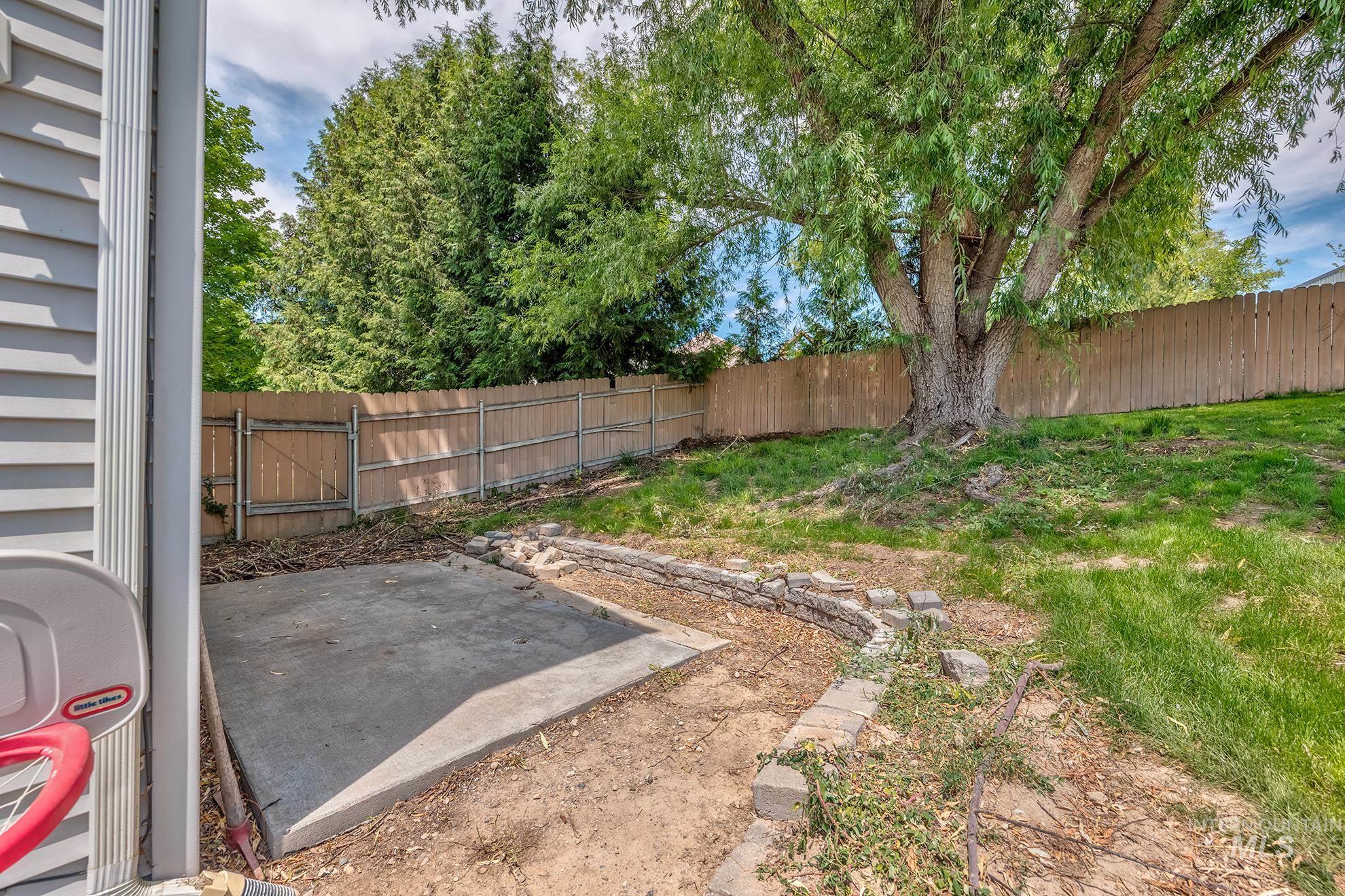 2102 1st Ave N, Payette, Idaho 83661, 4 Bedrooms, 3.5 Bathrooms, Residential For Sale, Price $425,000,MLS 98991213