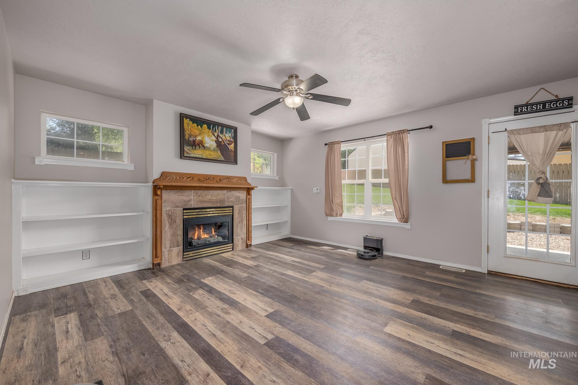 2102 1st Ave N, Payette, Idaho 83661, 4 Bedrooms, 3.5 Bathrooms, Residential For Sale, Price $425,000,MLS 98991213
