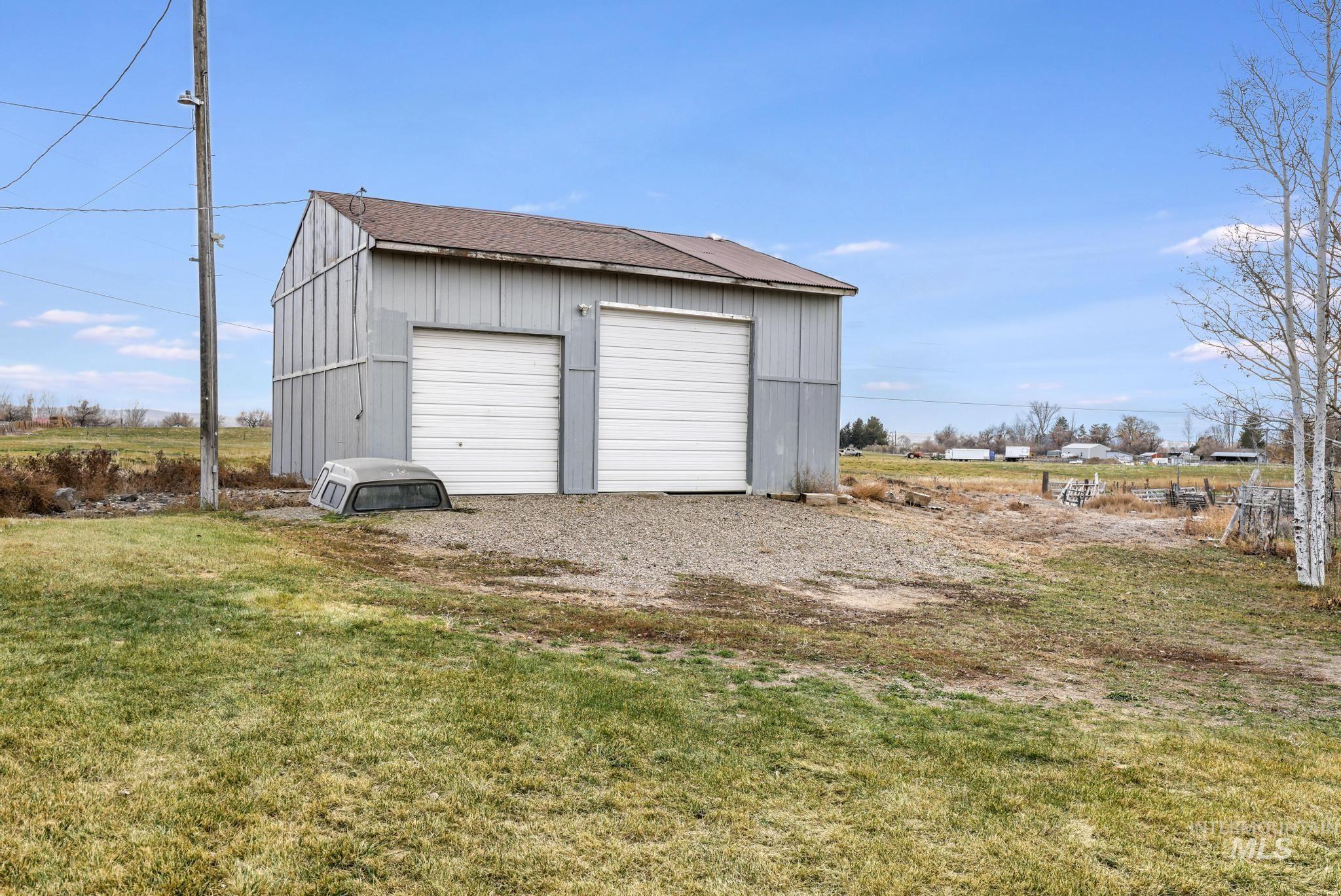123 E 400 S, Jerome, Idaho 83338, 5 Bedrooms, 2 Bathrooms, Residential For Sale, Price $584,000,MLS 98991216